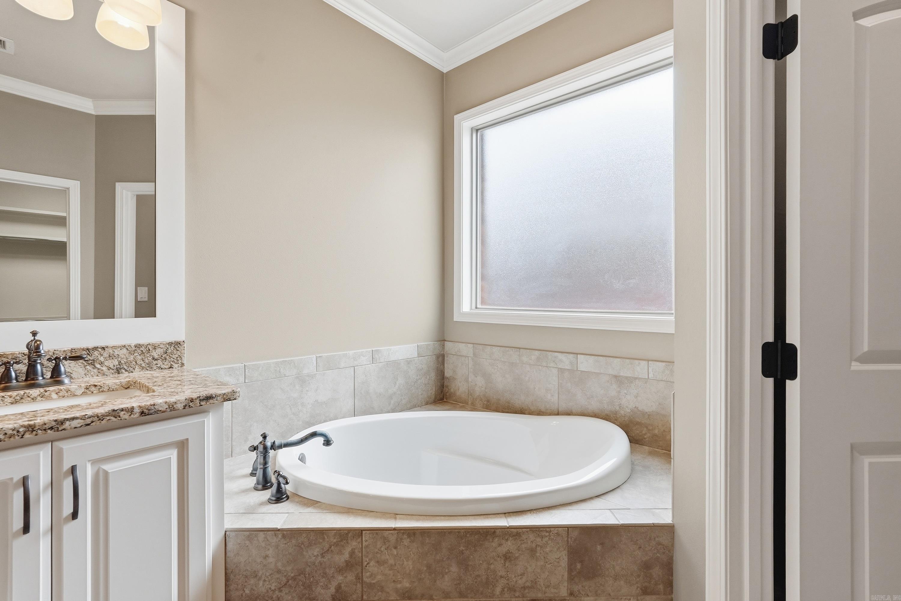 233 Nantucket Loop  Maumelle, AR