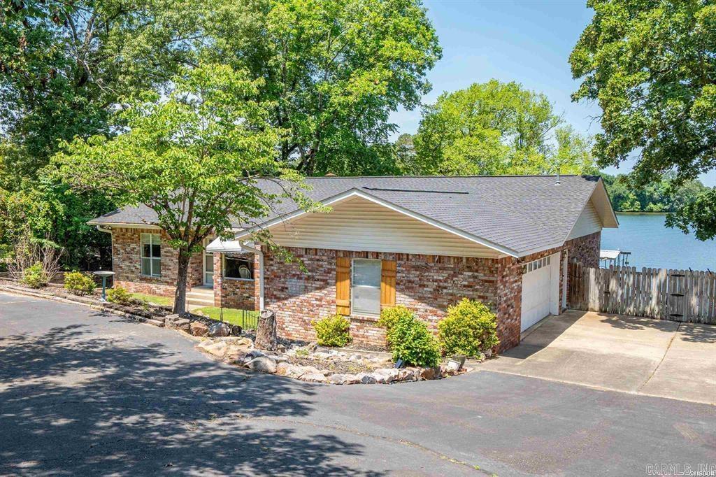 1445 Marion Anderson  Hot Springs, AR