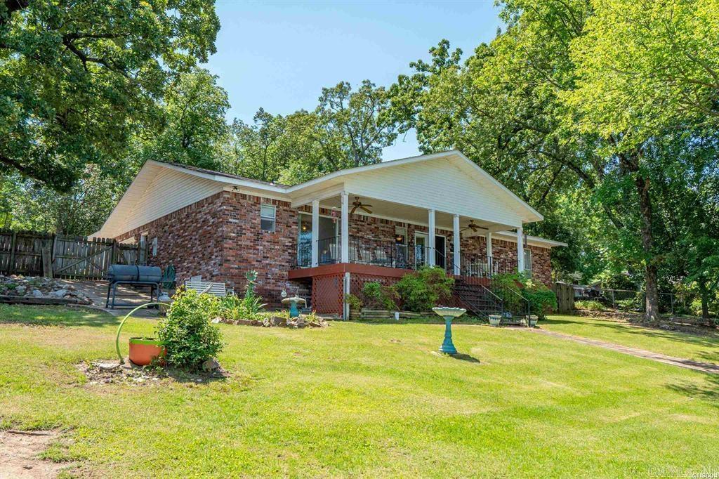1445 Marion Anderson  Hot Springs, AR
