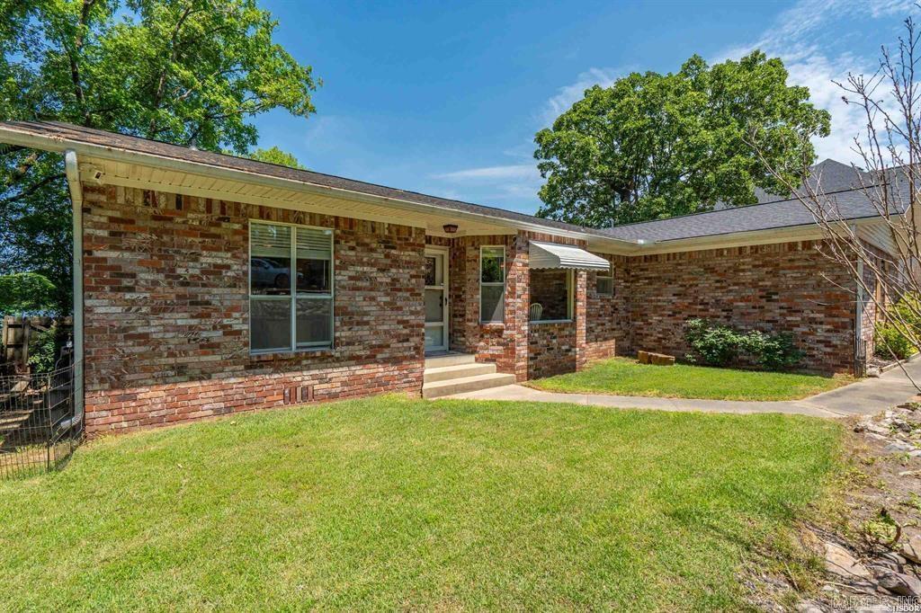 1445 Marion Anderson  Hot Springs, AR