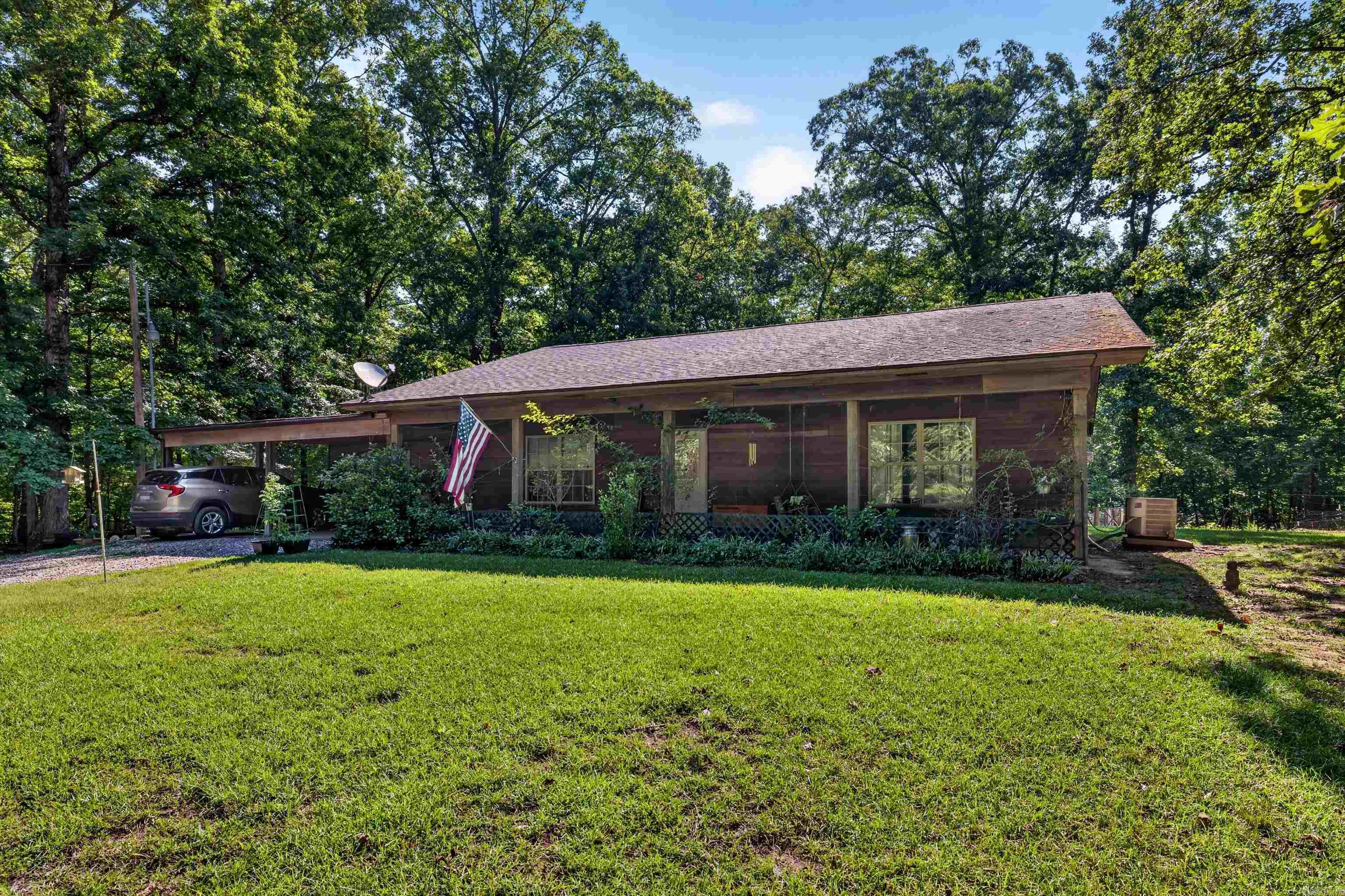 2736  Riverview  Malvern, AR