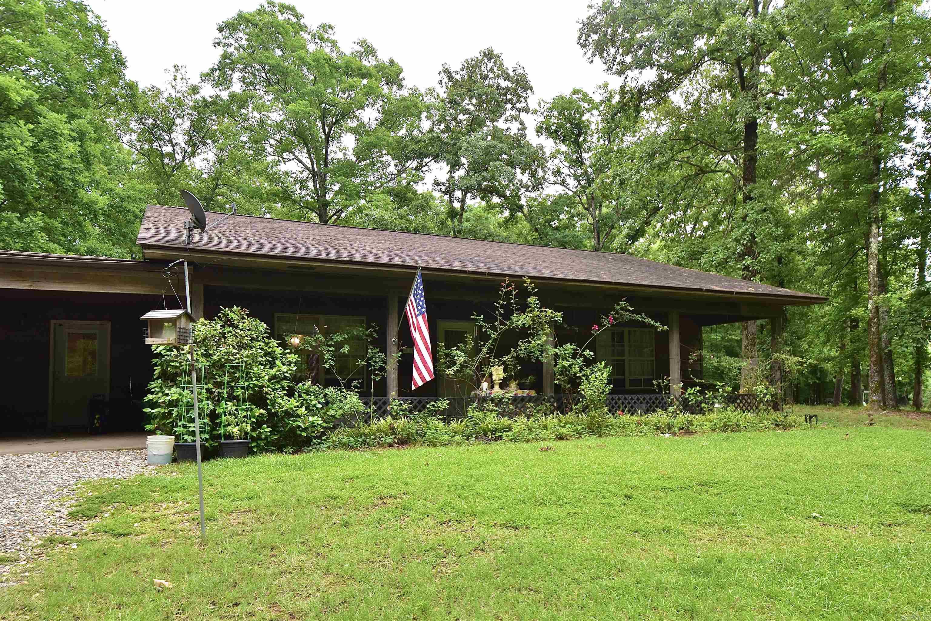 2736 Riverview  Malvern, AR