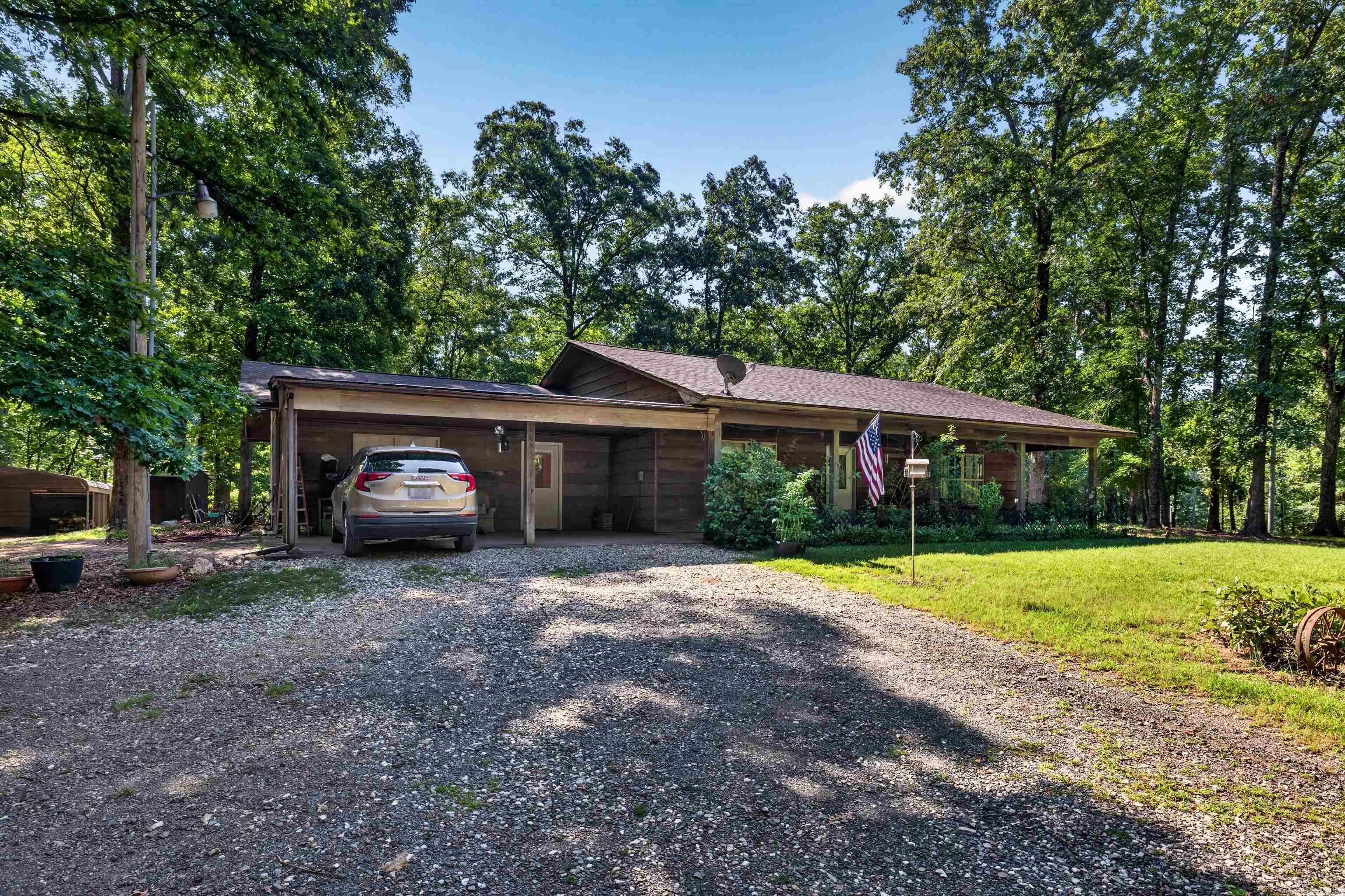 2736 Riverview  Malvern, AR