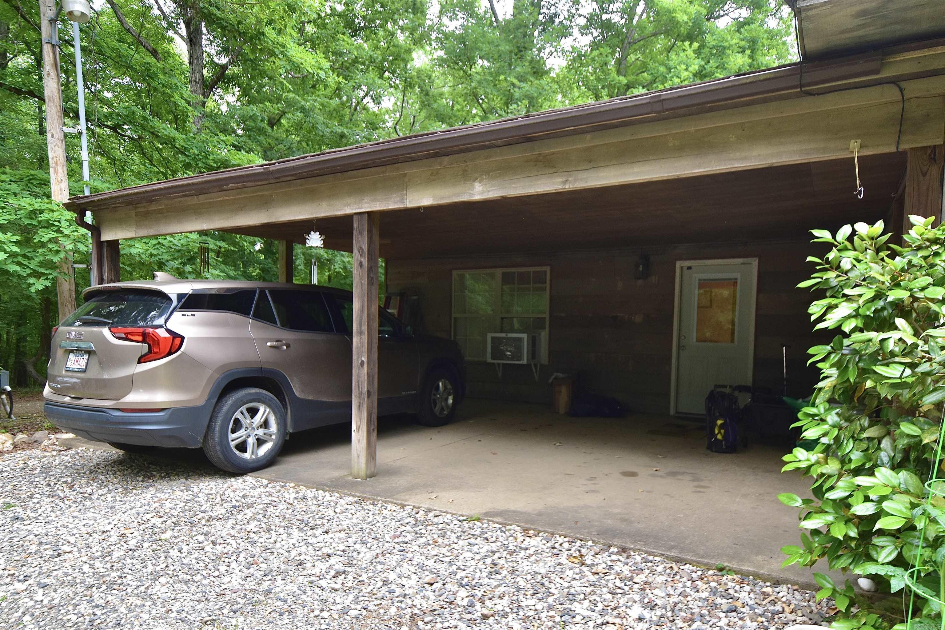 2736 Riverview  Malvern, AR
