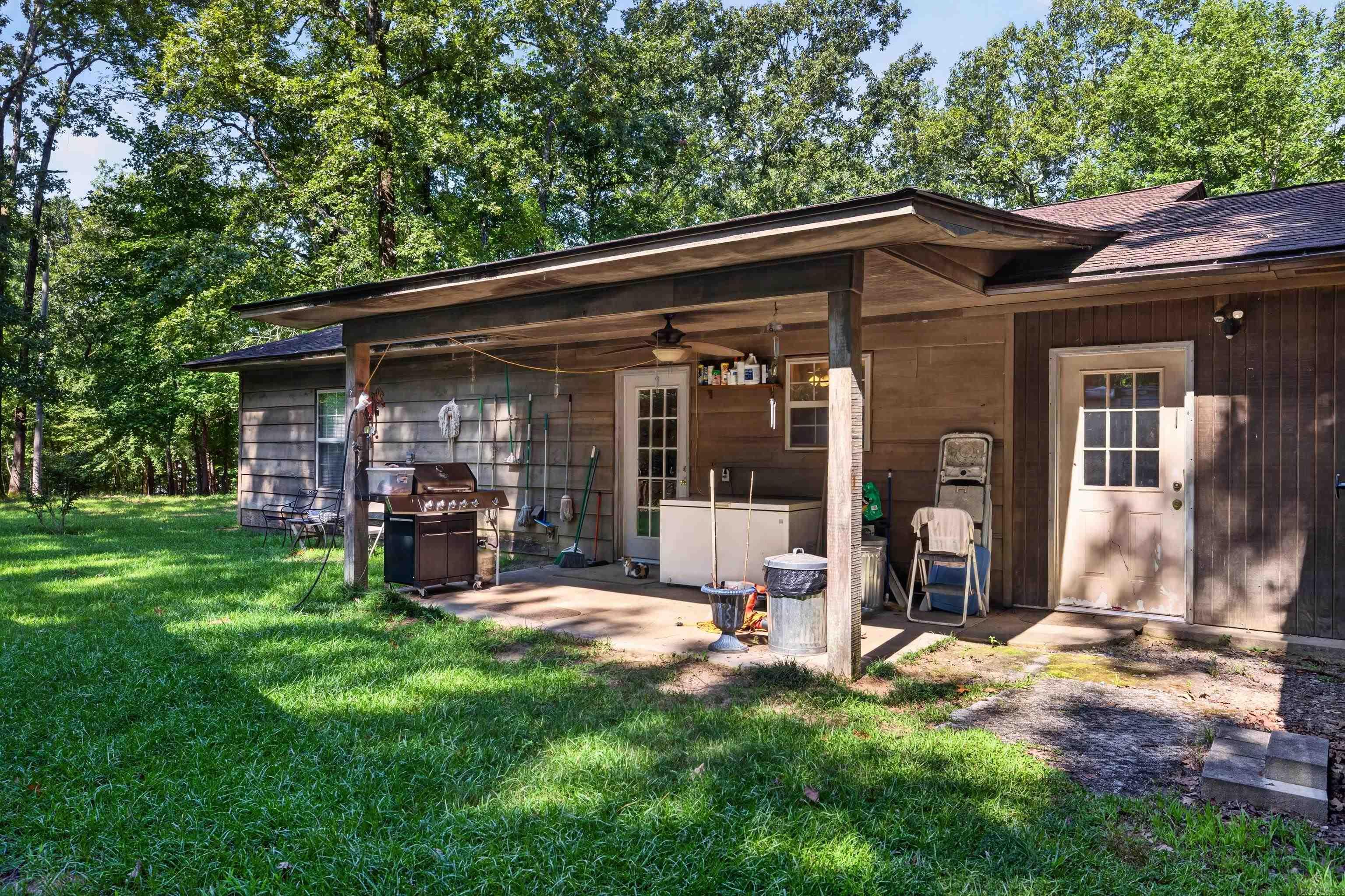 2736 Riverview  Malvern, AR