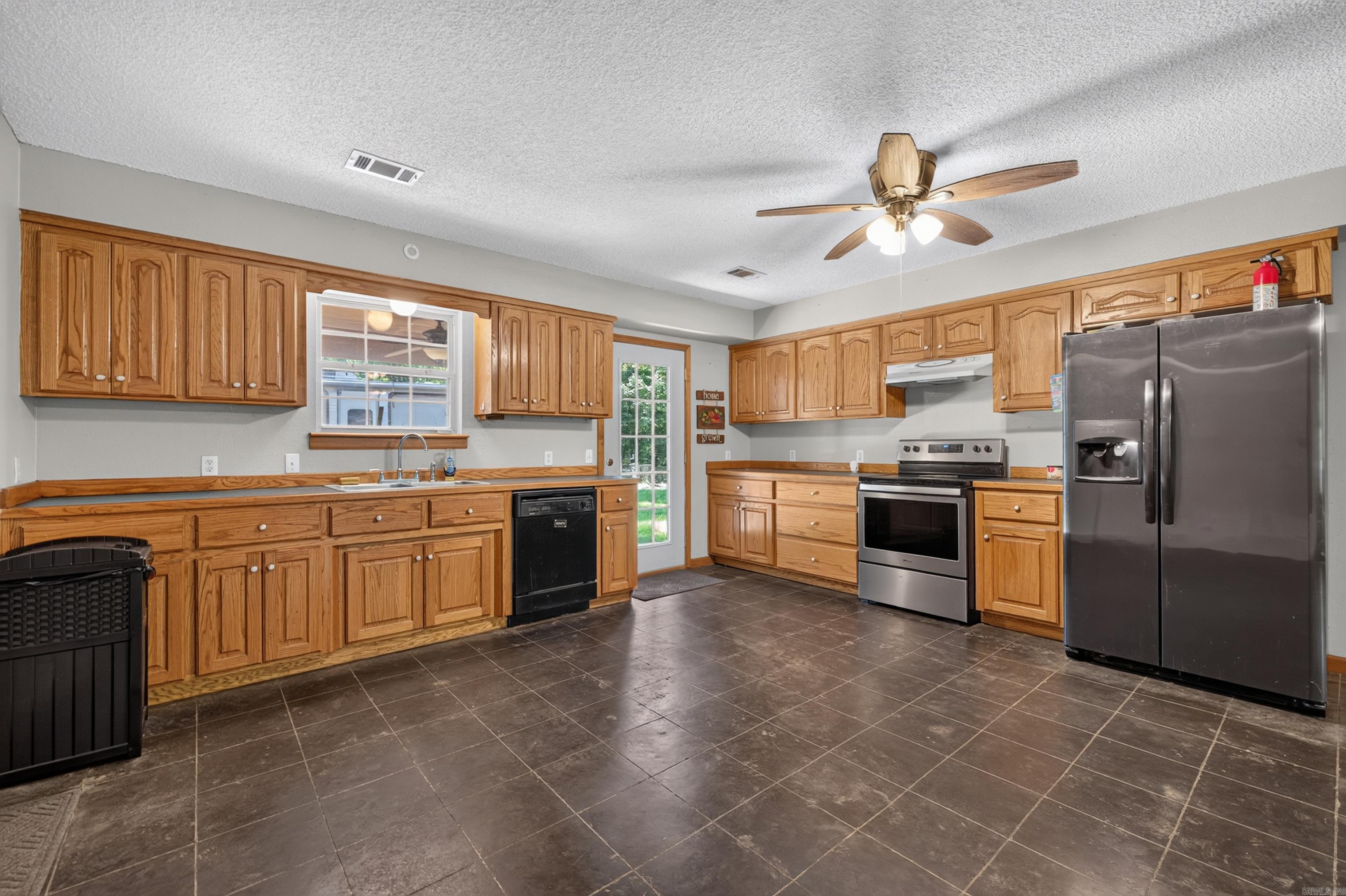 2736 Riverview  Malvern, AR