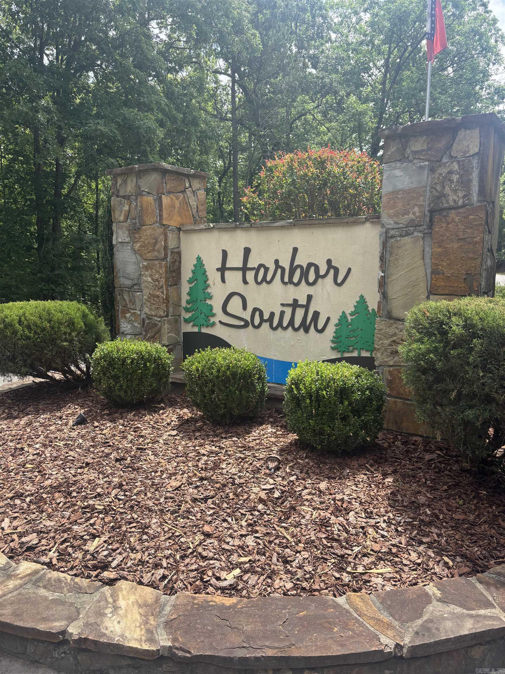 11 Hillside  Mount Ida, AR