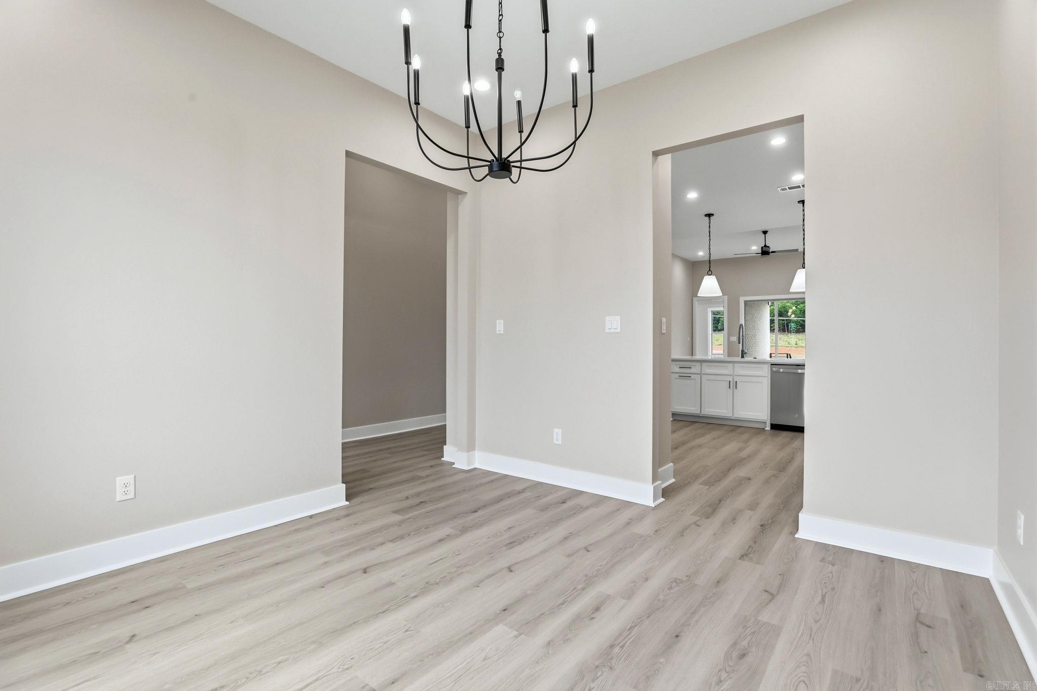 28 Mountain Brook  Little Rock, AR