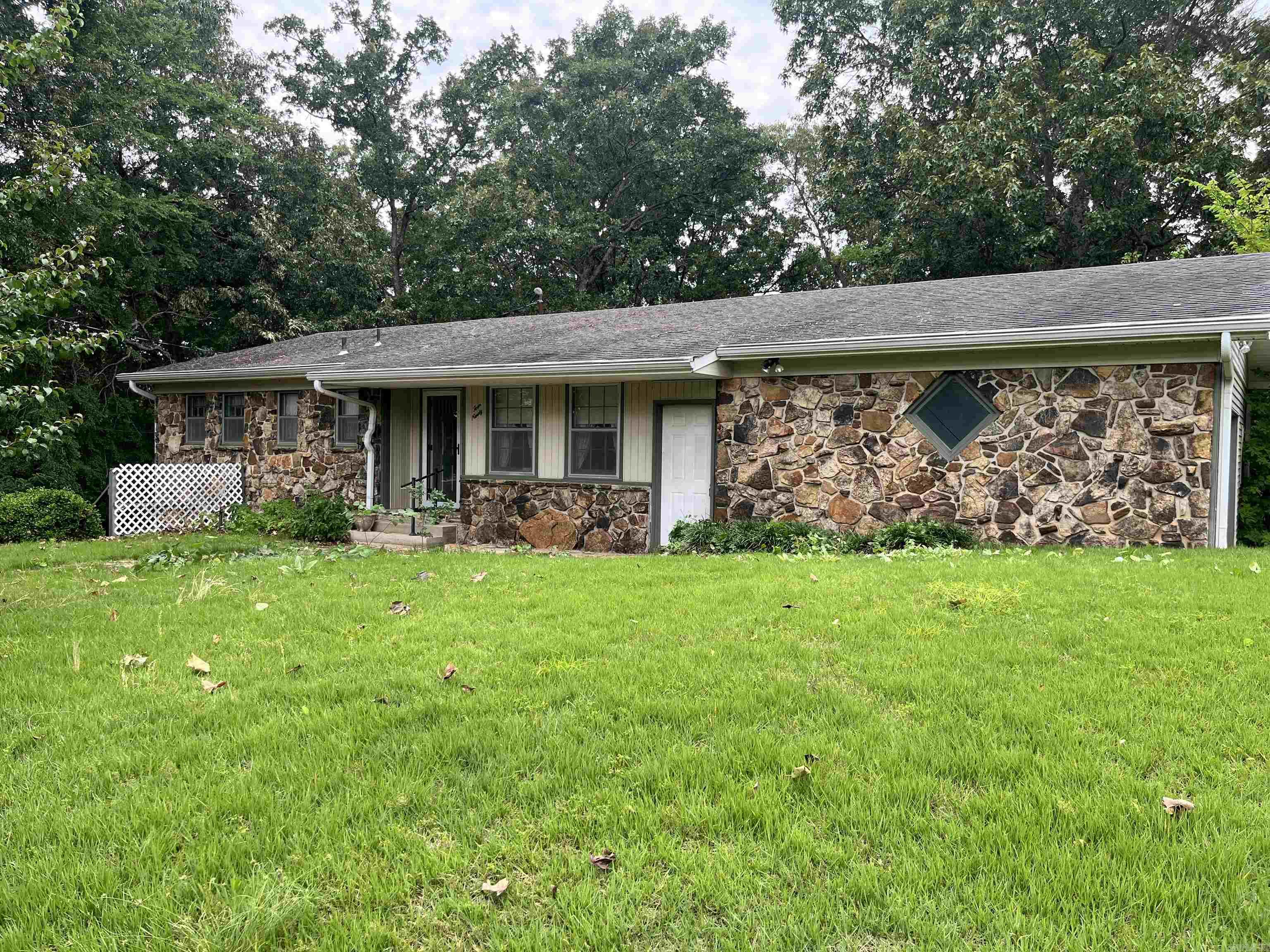 490 W Morrow  Batesville, AR