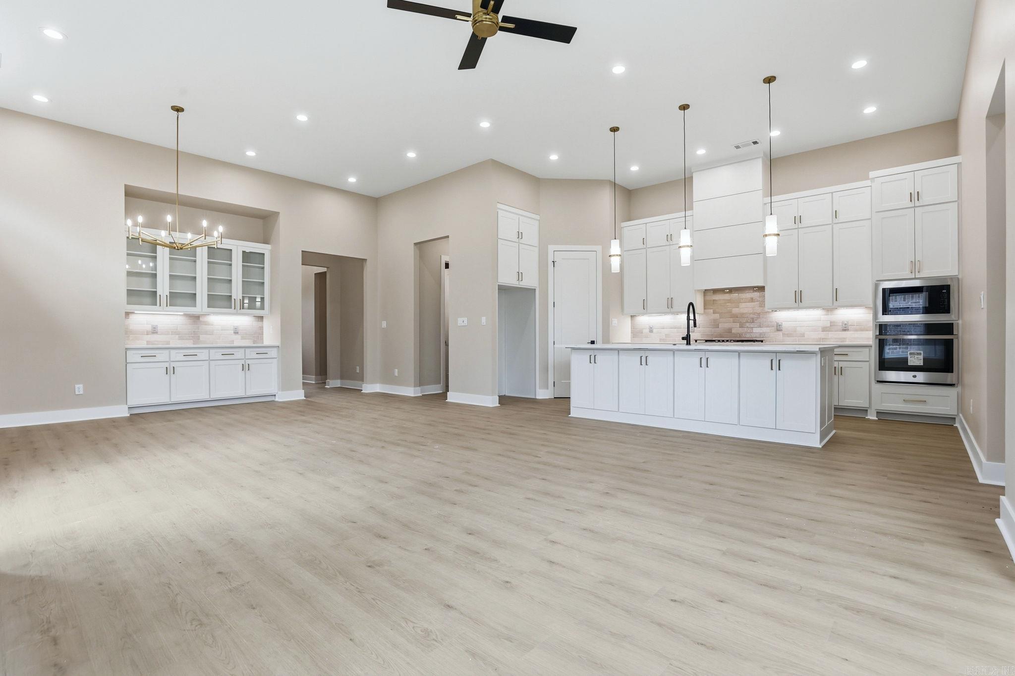 30 Mountain Brook  Little Rock, AR