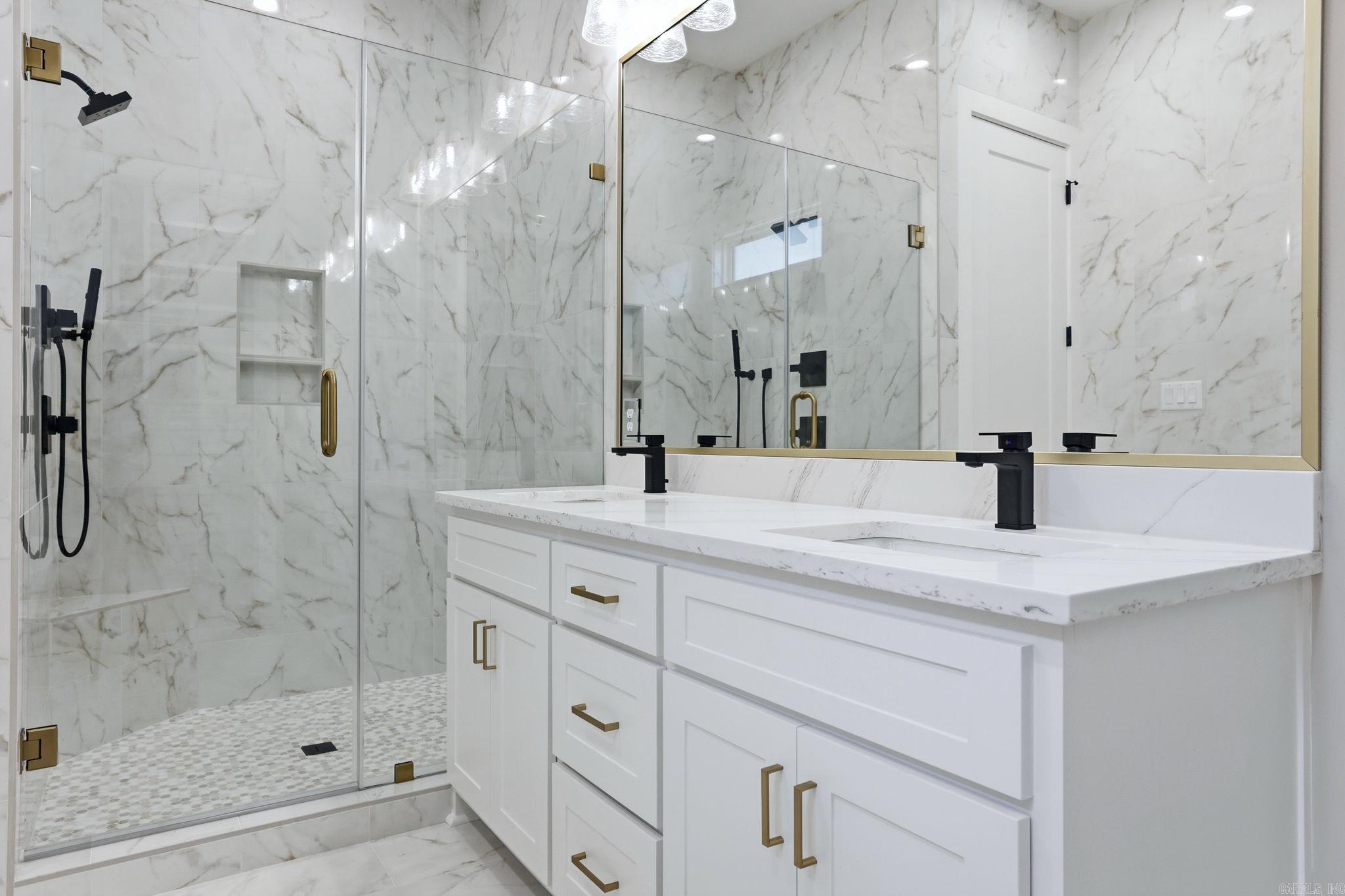 30 Mountain Brook  Little Rock, AR