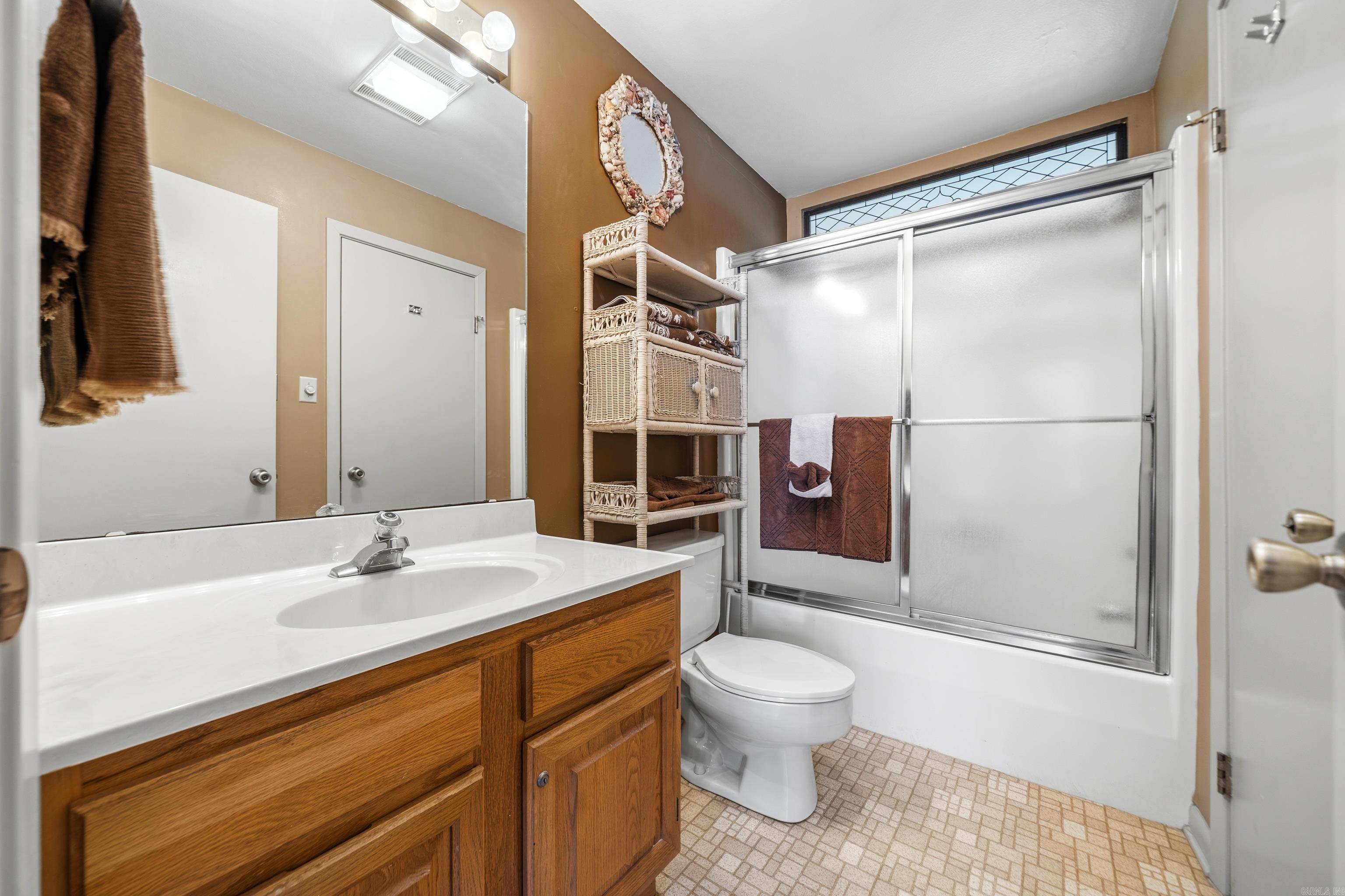 270 Lake Hamilton  Hot Springs, AR
