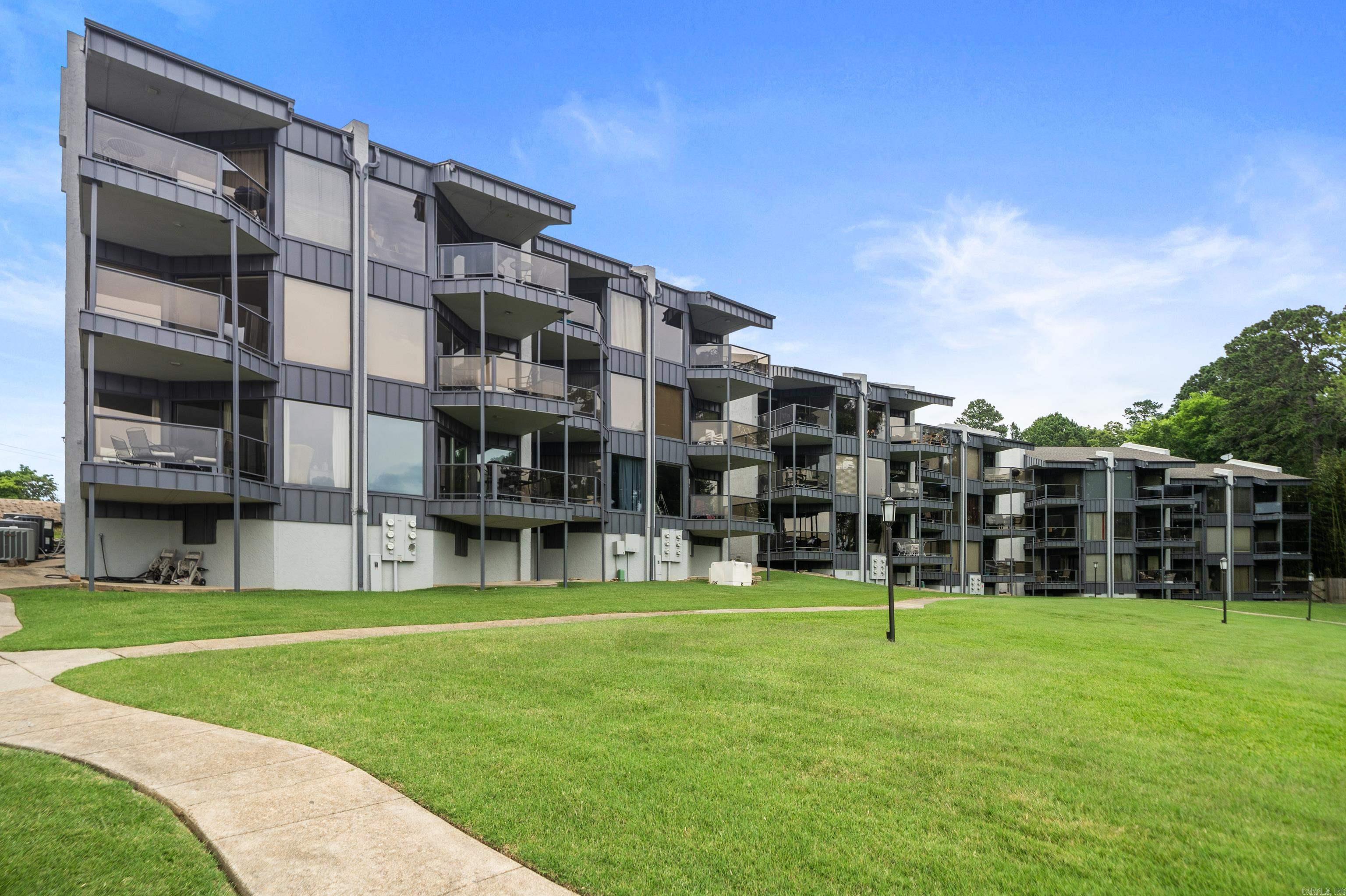 270 Lake Hamilton  Hot Springs, AR