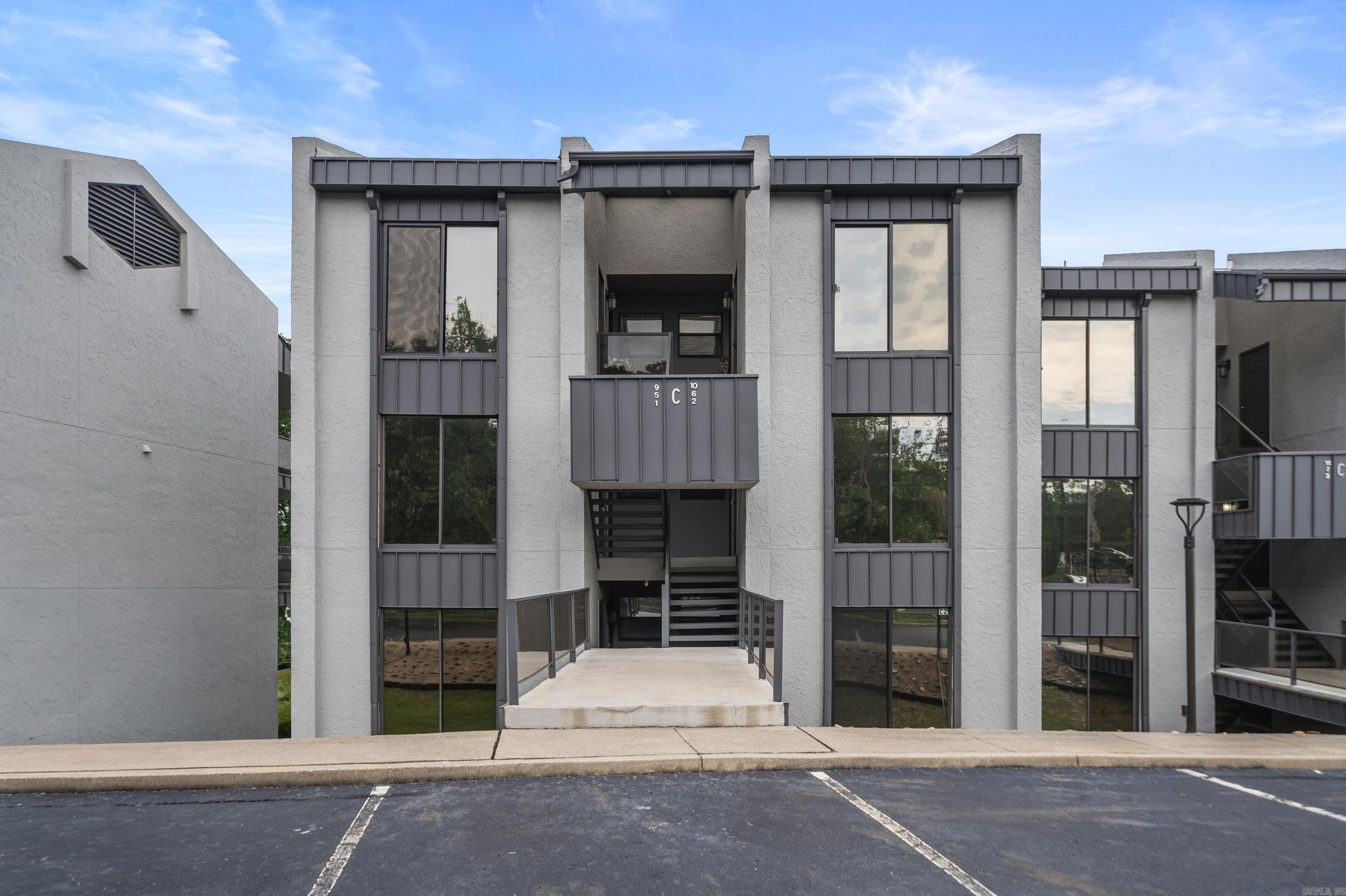 270 Lake Hamilton  Hot Springs, AR