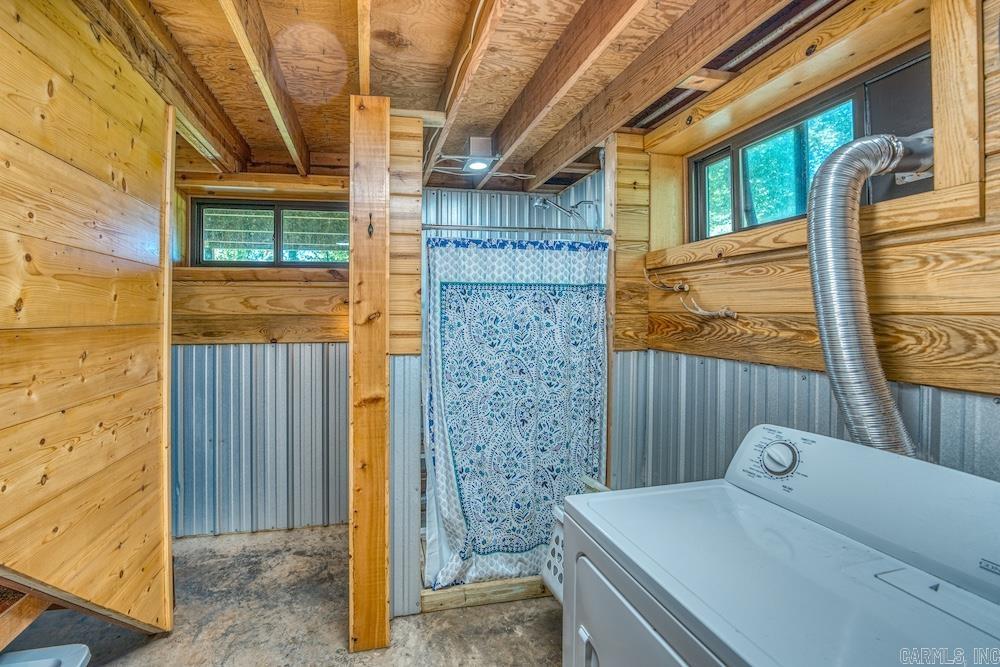 2061 Mcknight Road  Guion, AR