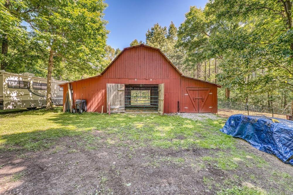 2061 Mcknight Road  Guion, AR