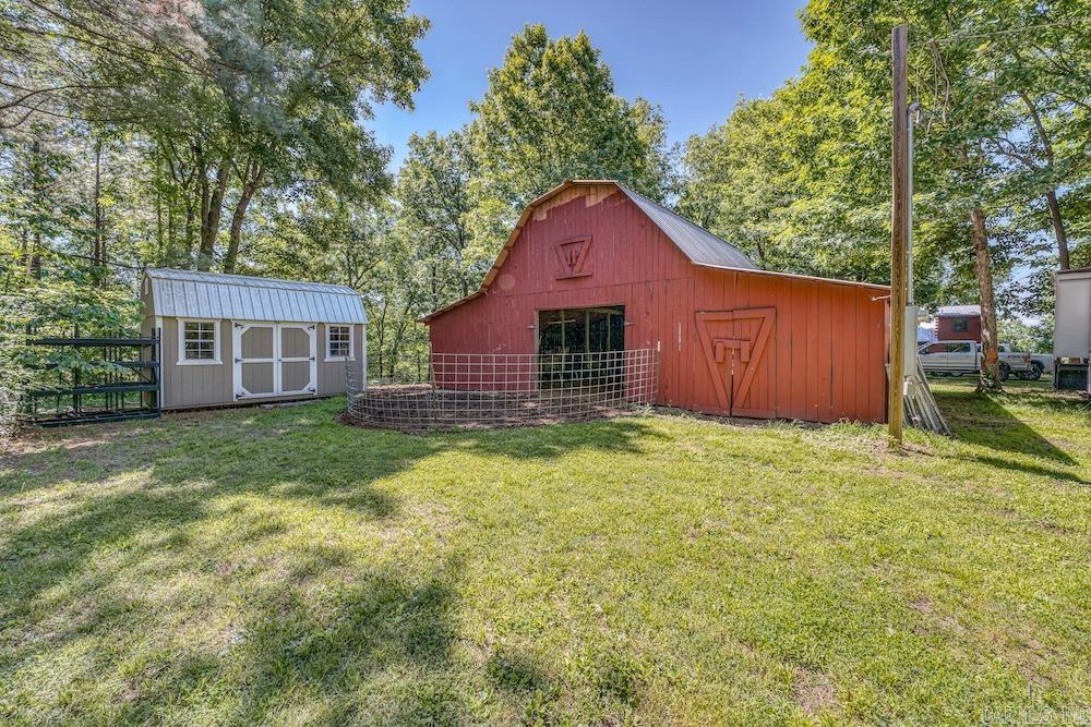 2061 Mcknight Road  Guion, AR
