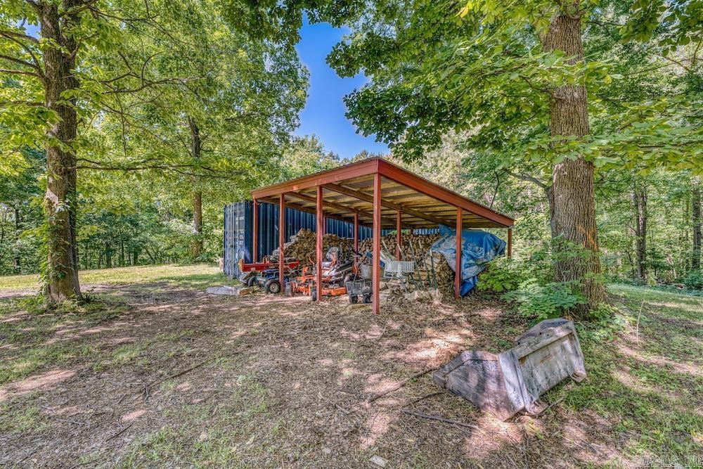 2061 Mcknight Road  Guion, AR
