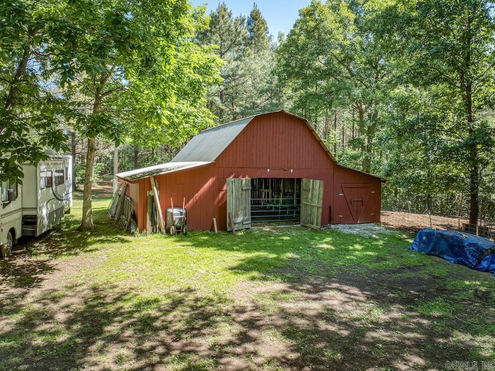 2061 Mcknight Road  Guion, AR