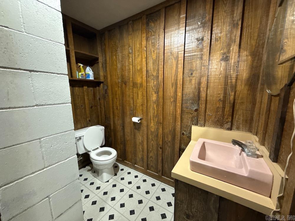 1177 Ash Trl  Melbourne, AR