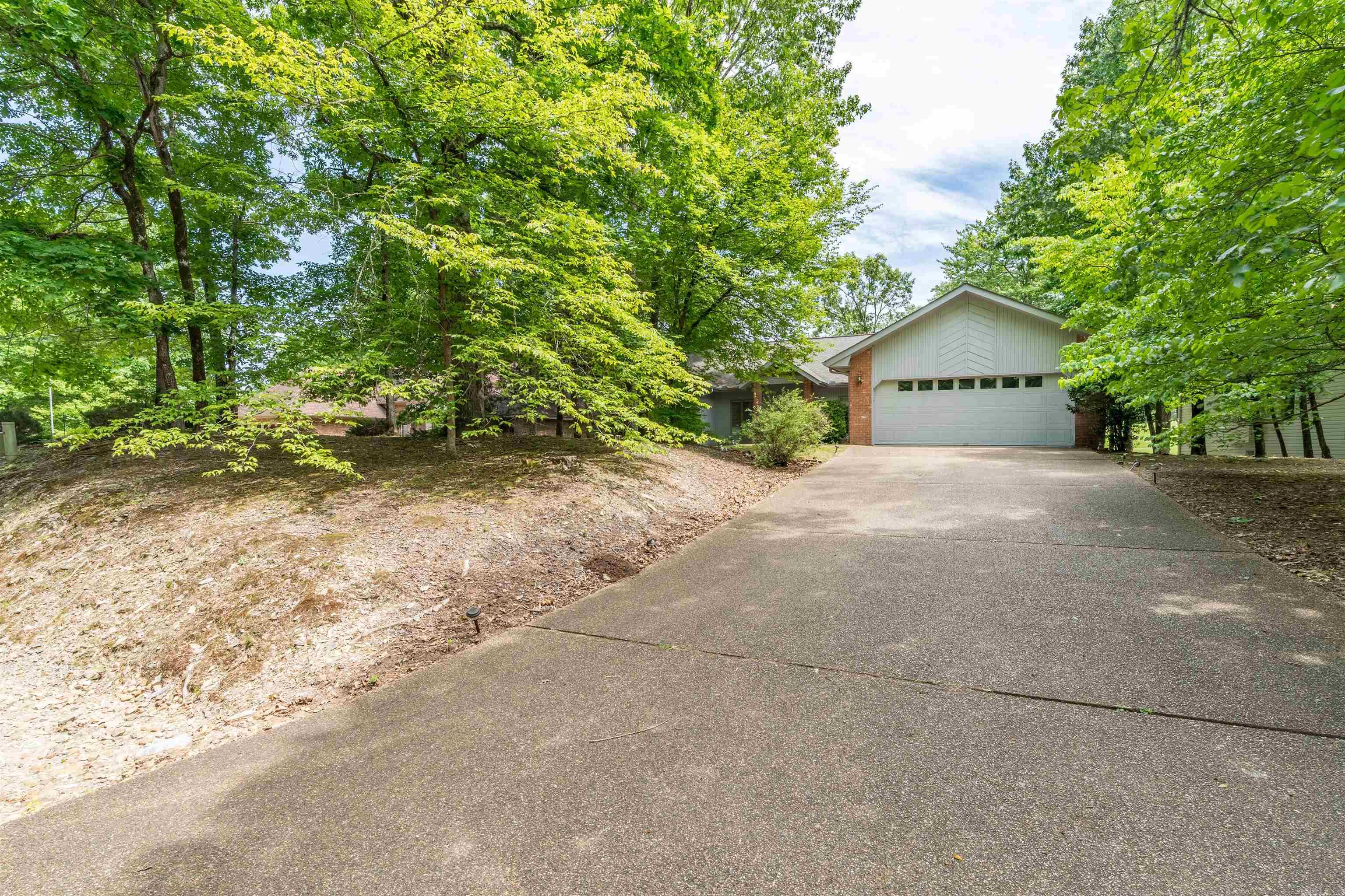 25 Reclamo  Hot Springs Village, AR