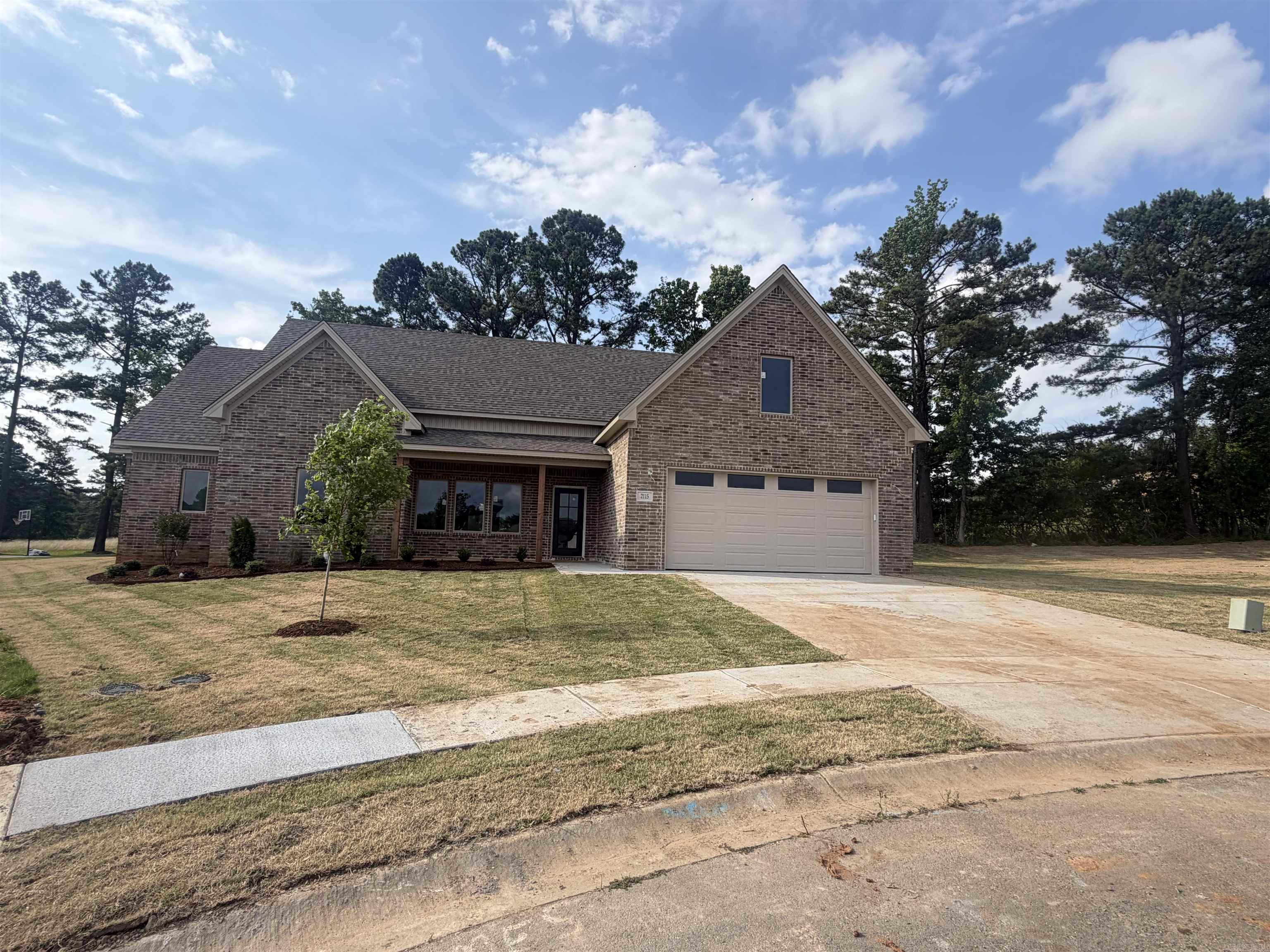 2115 Sable Oaks  Bryant, AR