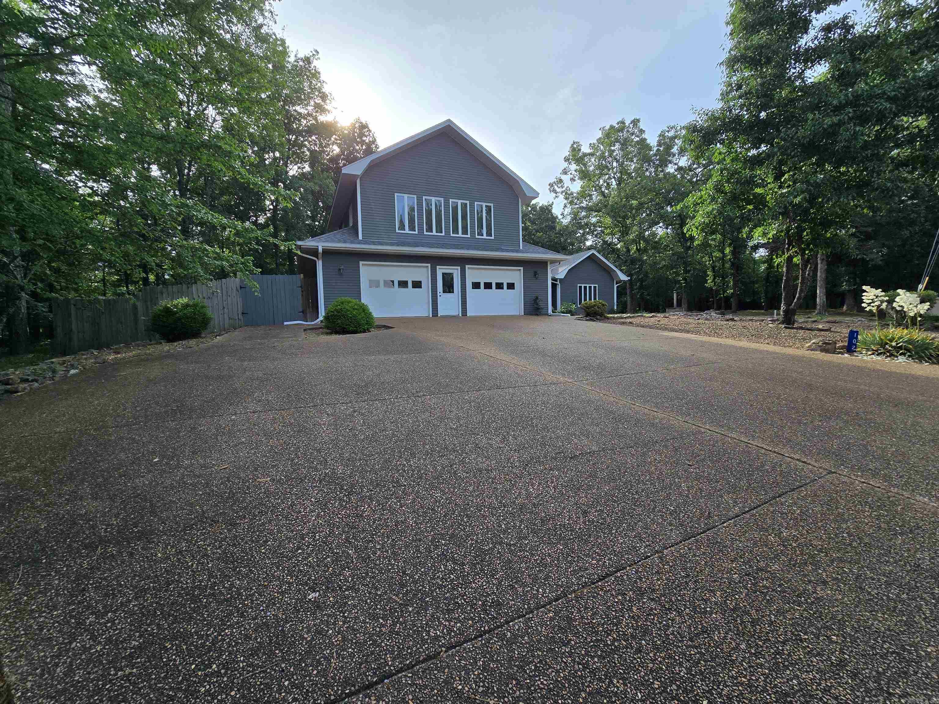 102 Eagle Ridge  Fairfield Bay, AR