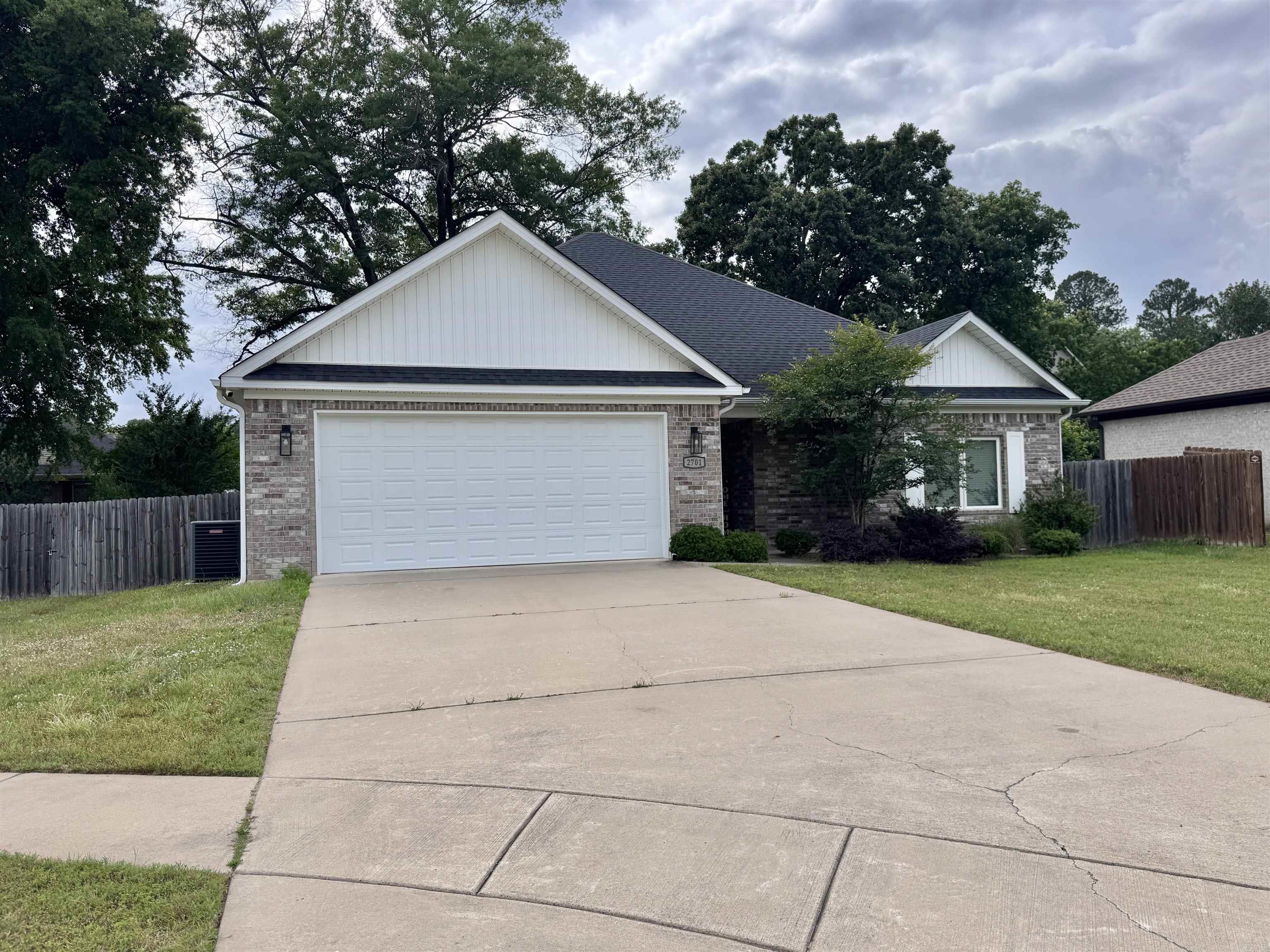 2701 Johnswood Village  Bryant, AR