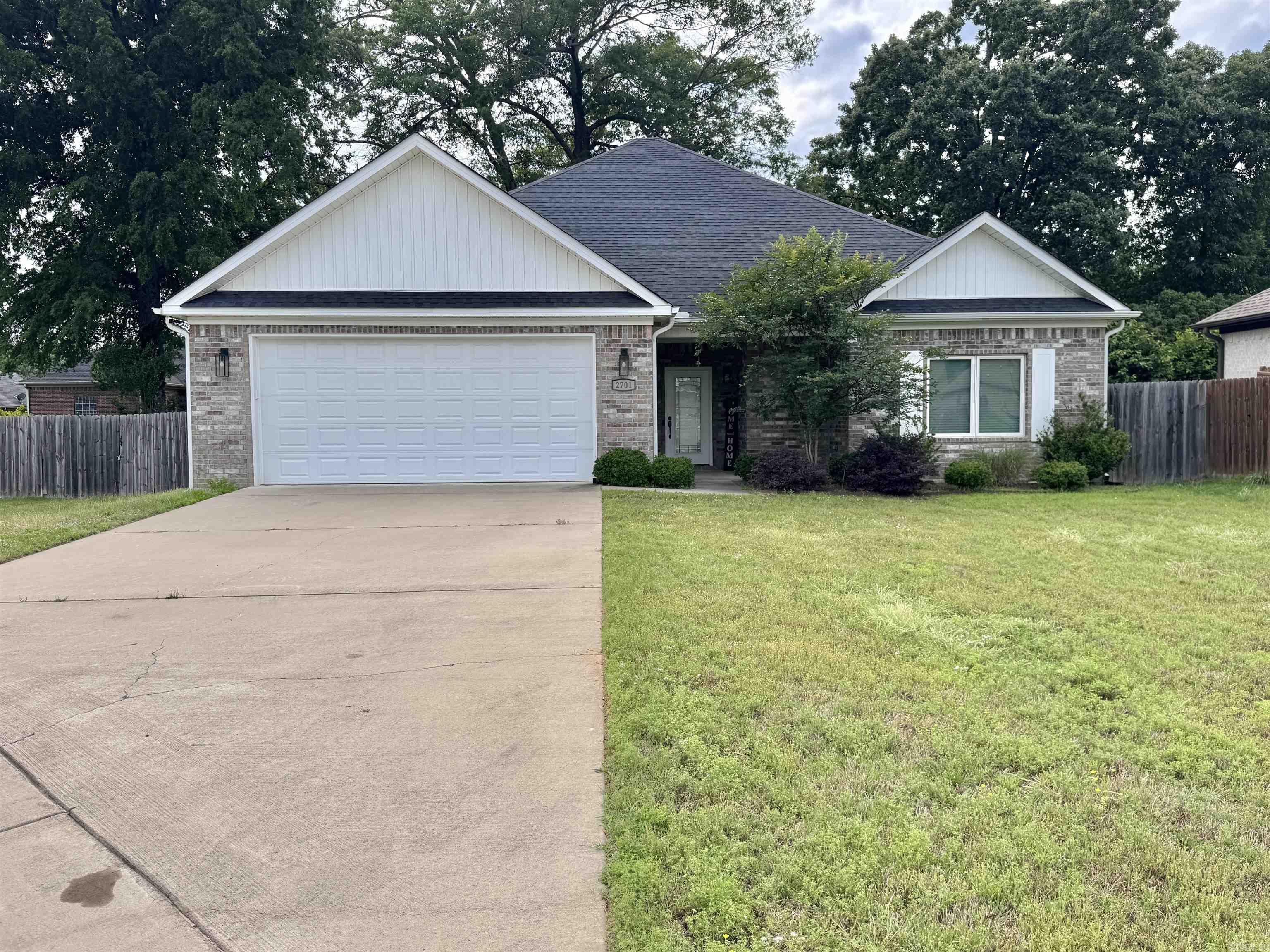 2701 Johnswood Village  Bryant, AR