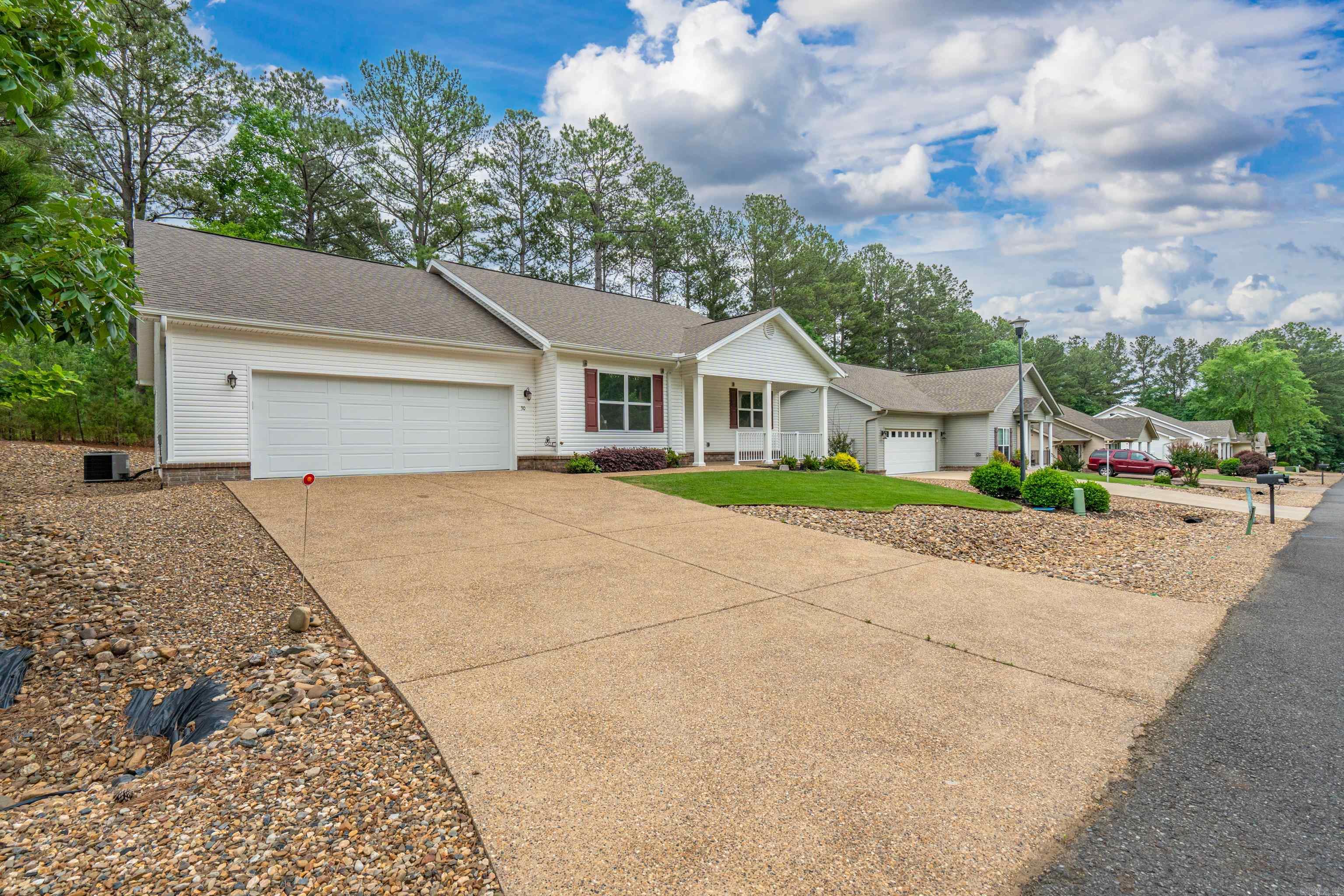 30 Jardin  Hot Springs Village, AR
