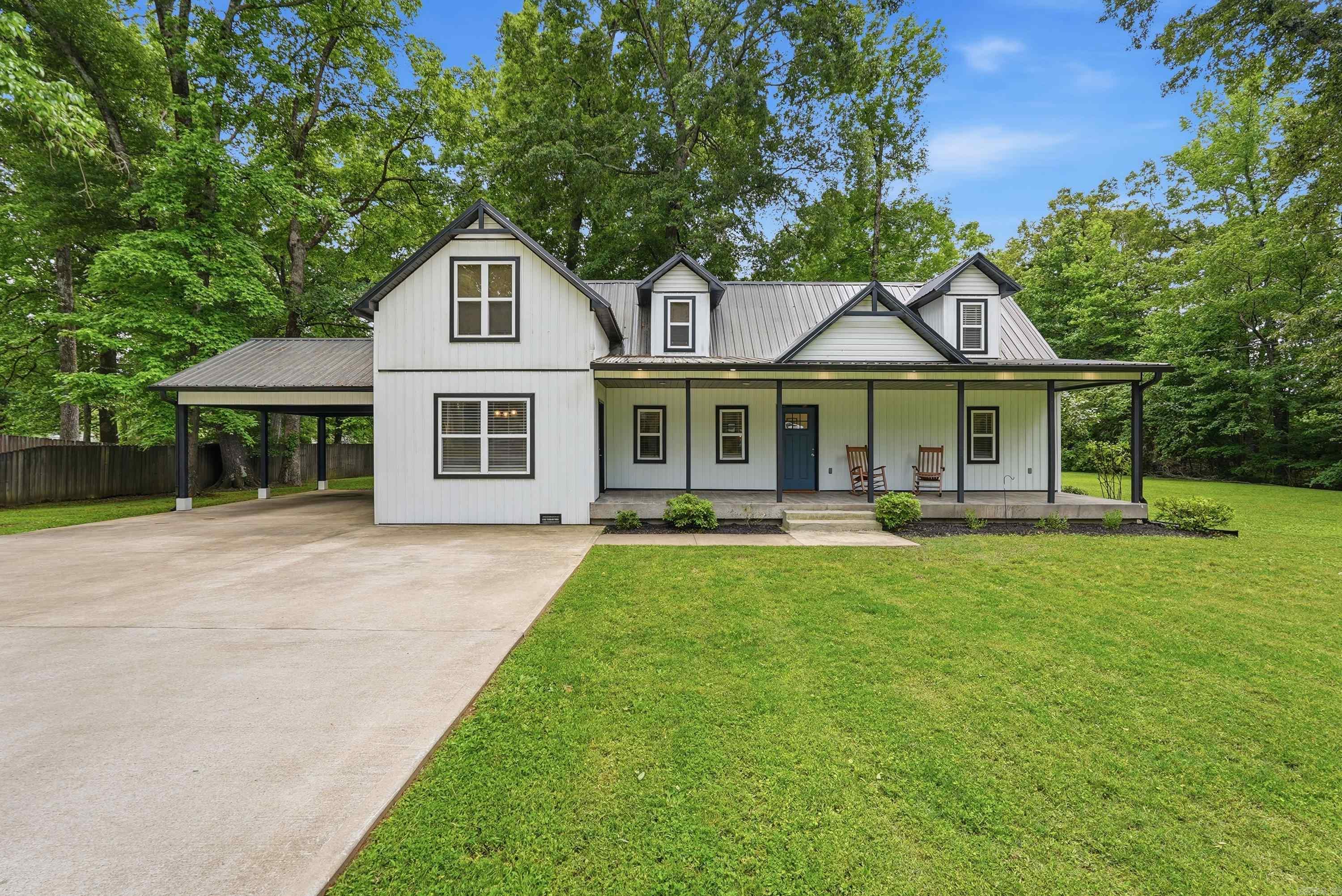 13 Douglas  Greenbrier, AR