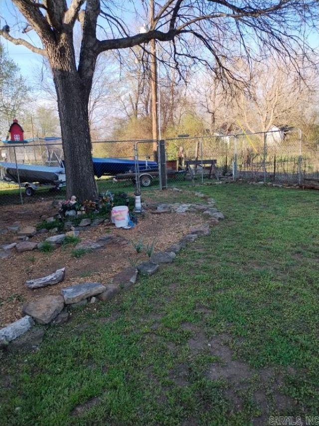 305 S 6th  Flippin, AR
