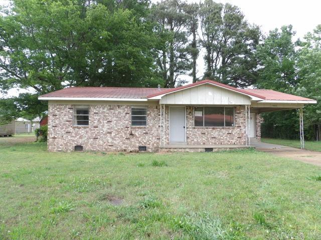 1906 Douglas Drive