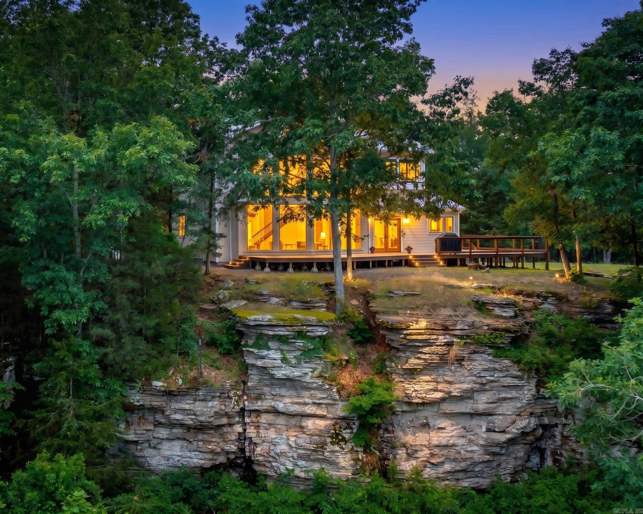 170 Maxwell House  Tumbling Shoals, AR