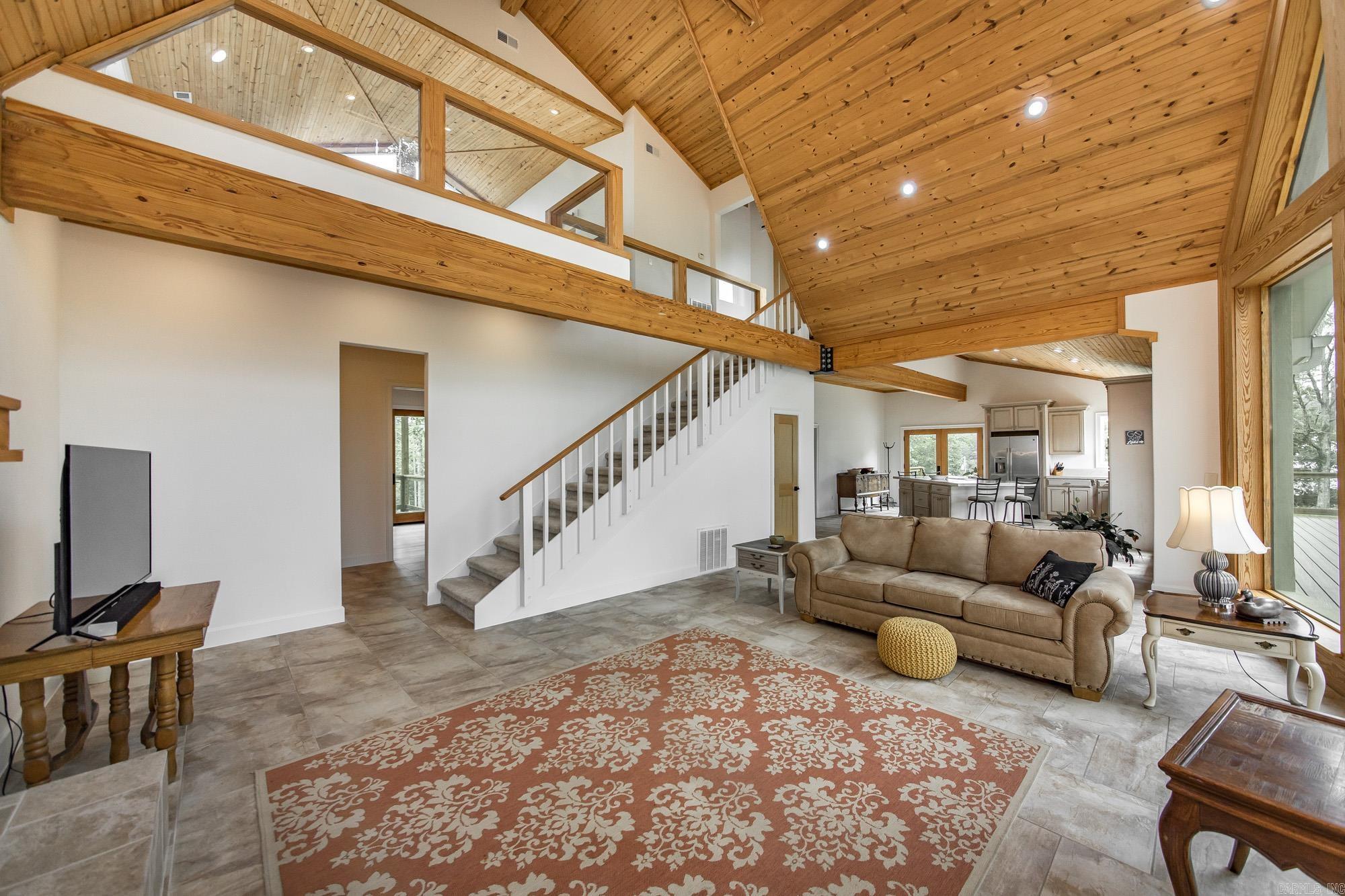 170 Maxwell House  Tumbling Shoals, AR