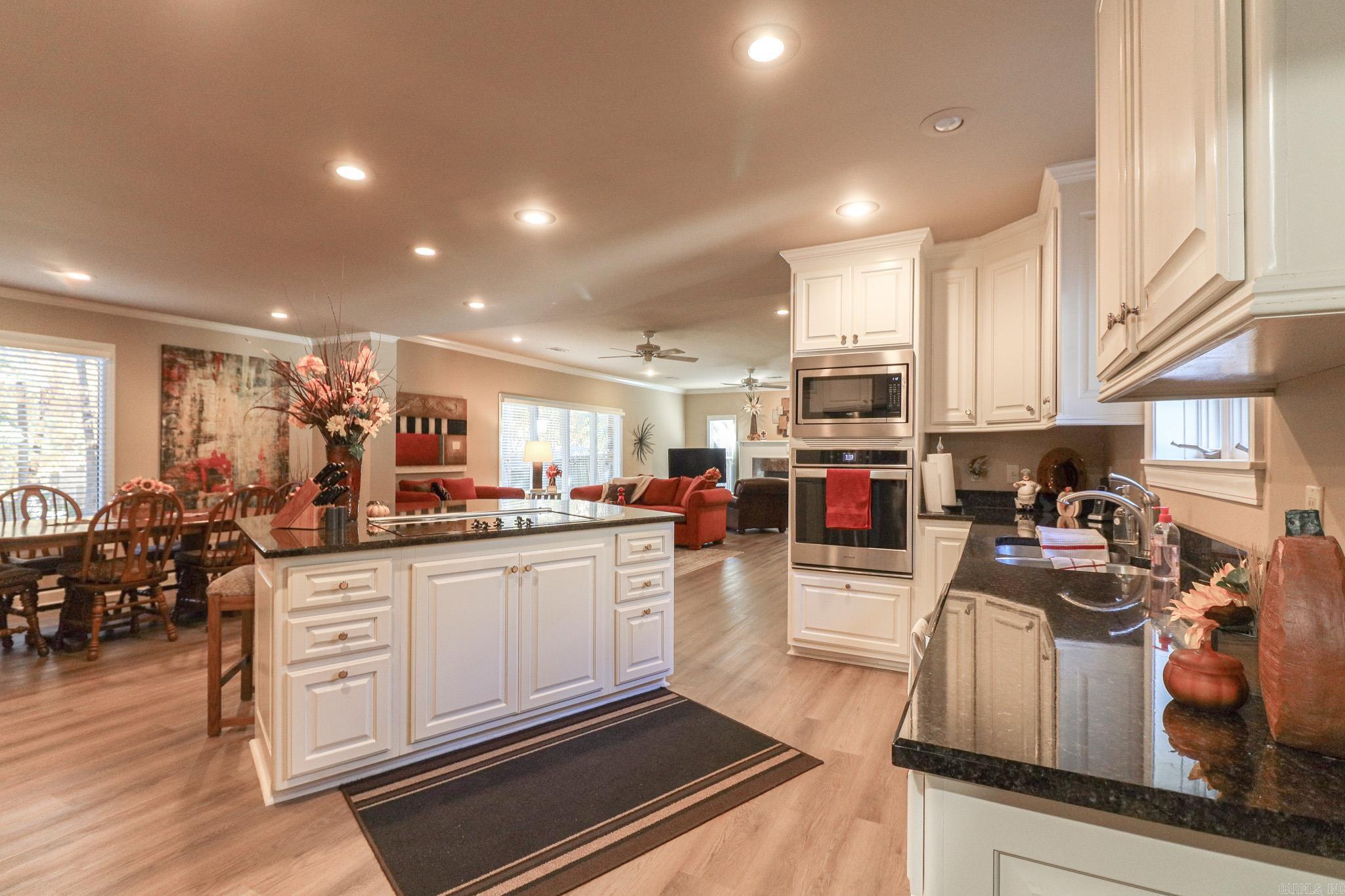 2100 Paula  Jonesboro, AR