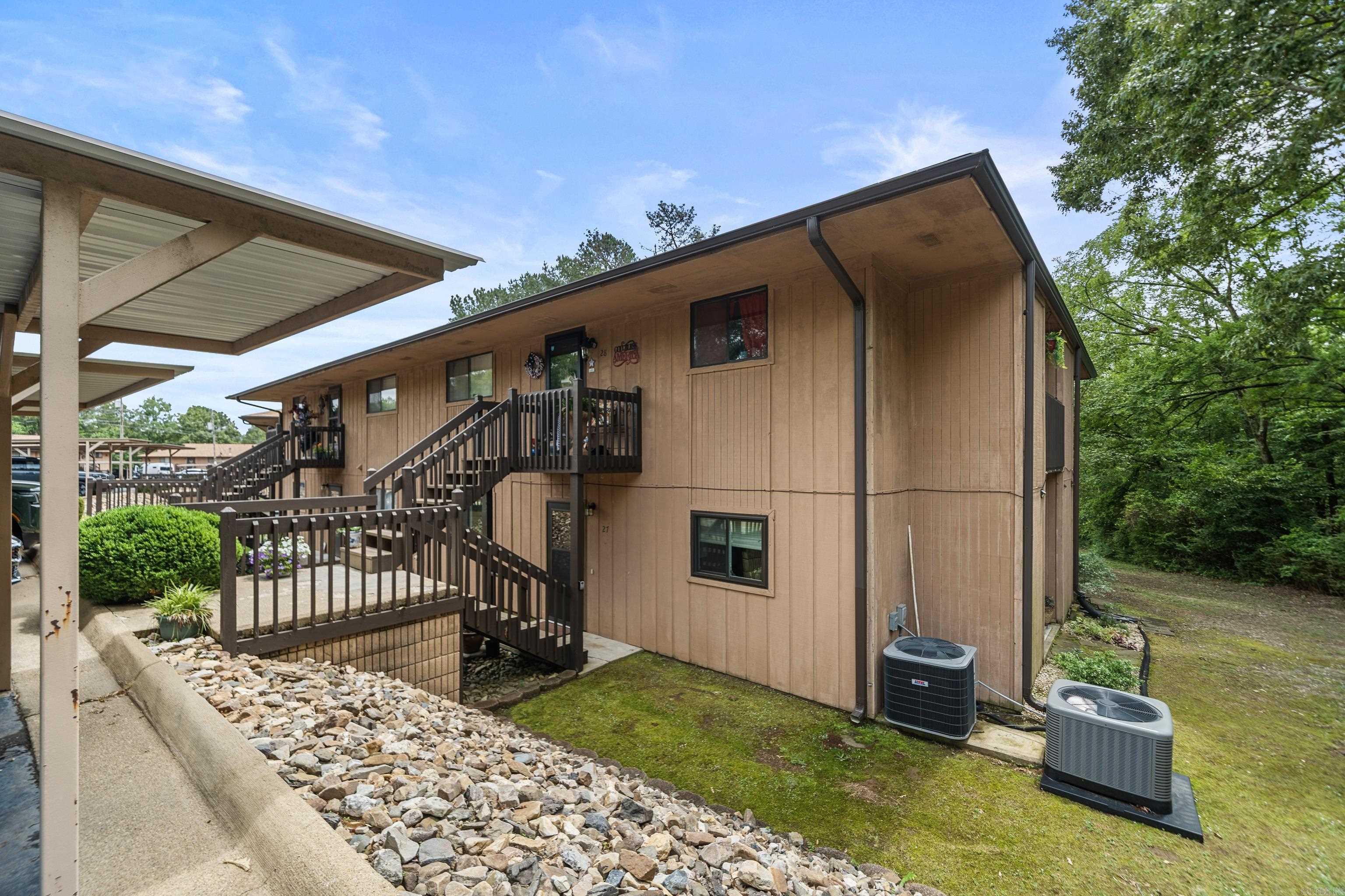1100 Woodlawn  Hot Springs, AR