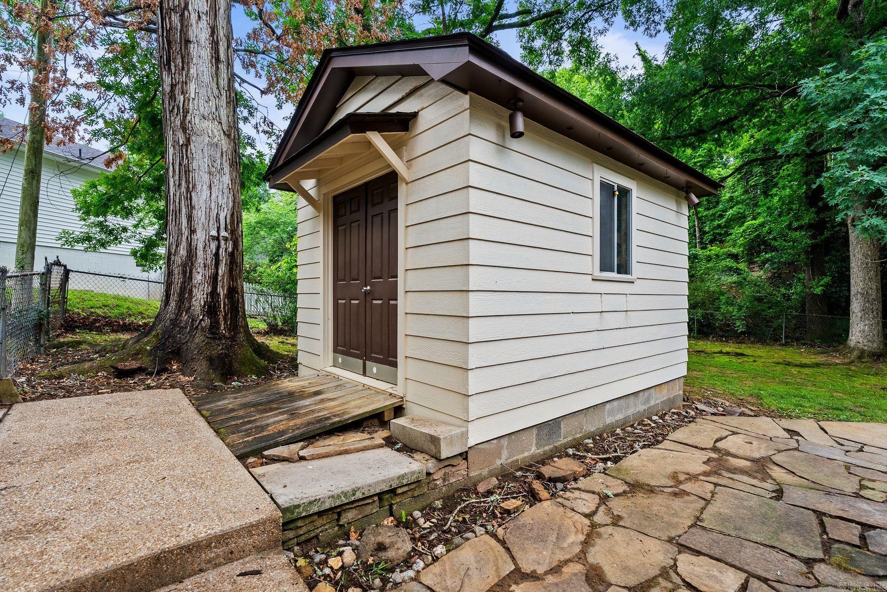 2104 Brownwood Rd  Little Rock, AR