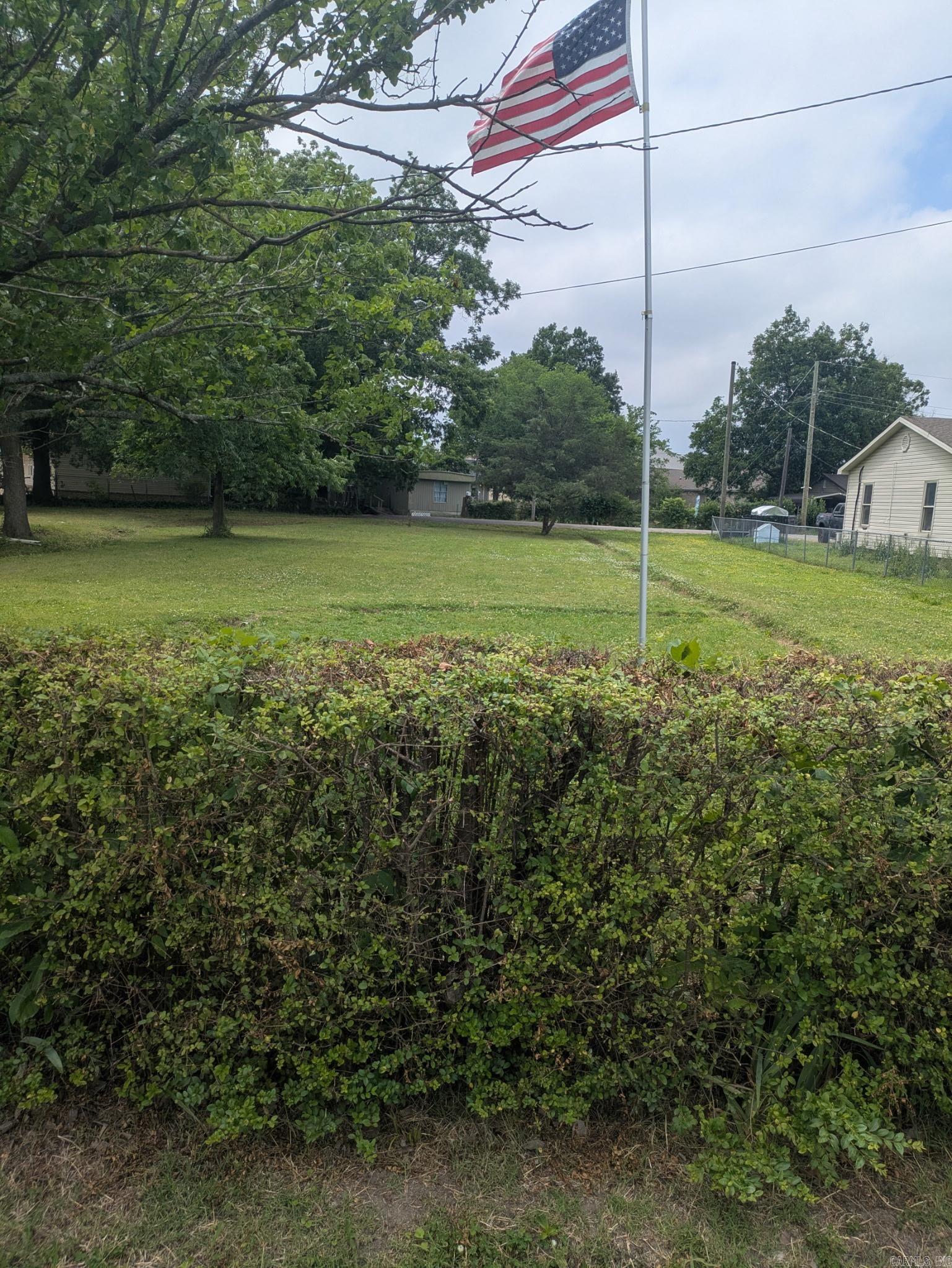 2213 Central  Jonesboro, AR