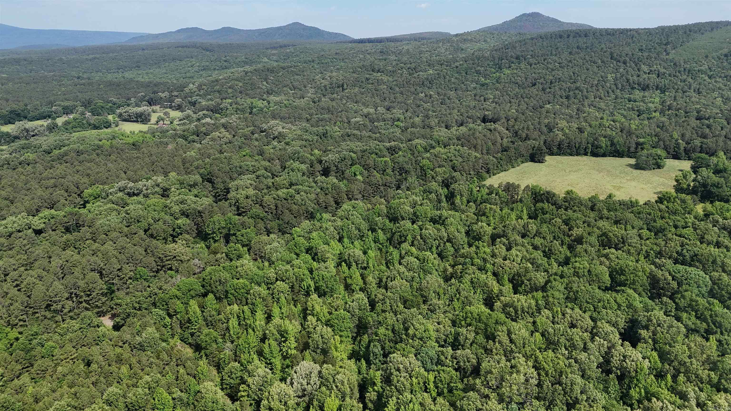 000 426  Dardanelle, AR