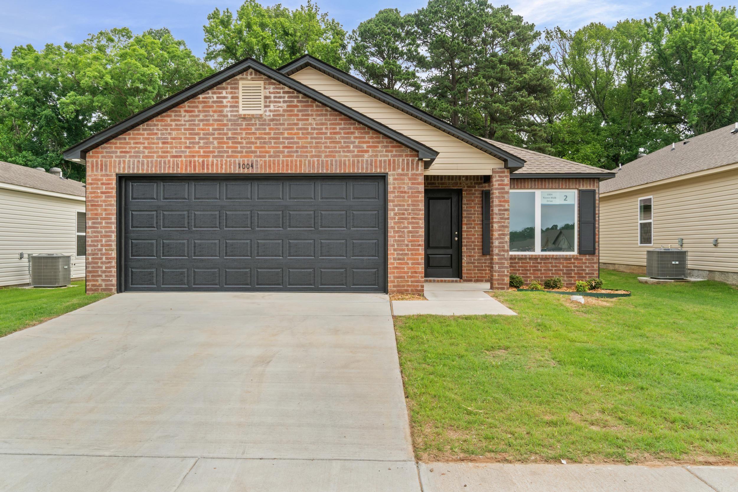1004 Raven Walk Drive