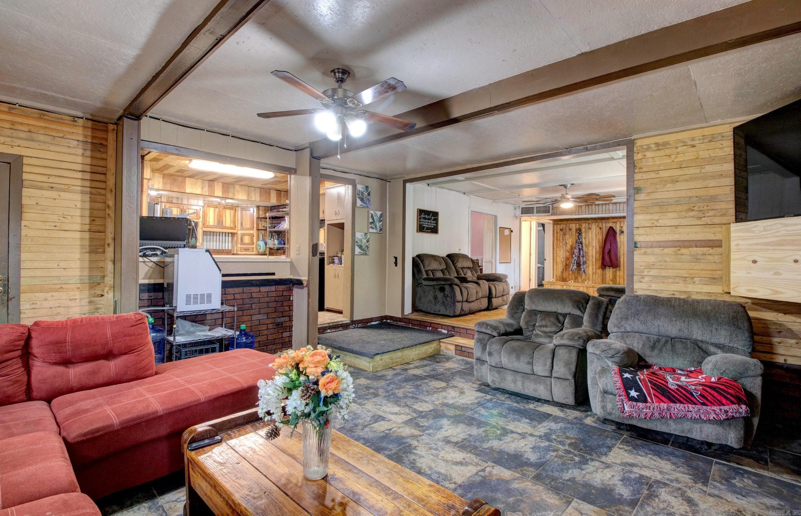 6900 Cherokee Ln  White Hall, AR