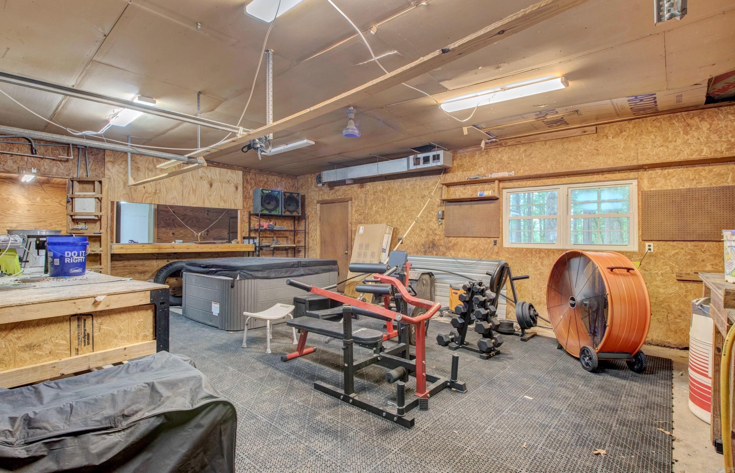6900 Cherokee Ln  White Hall, AR