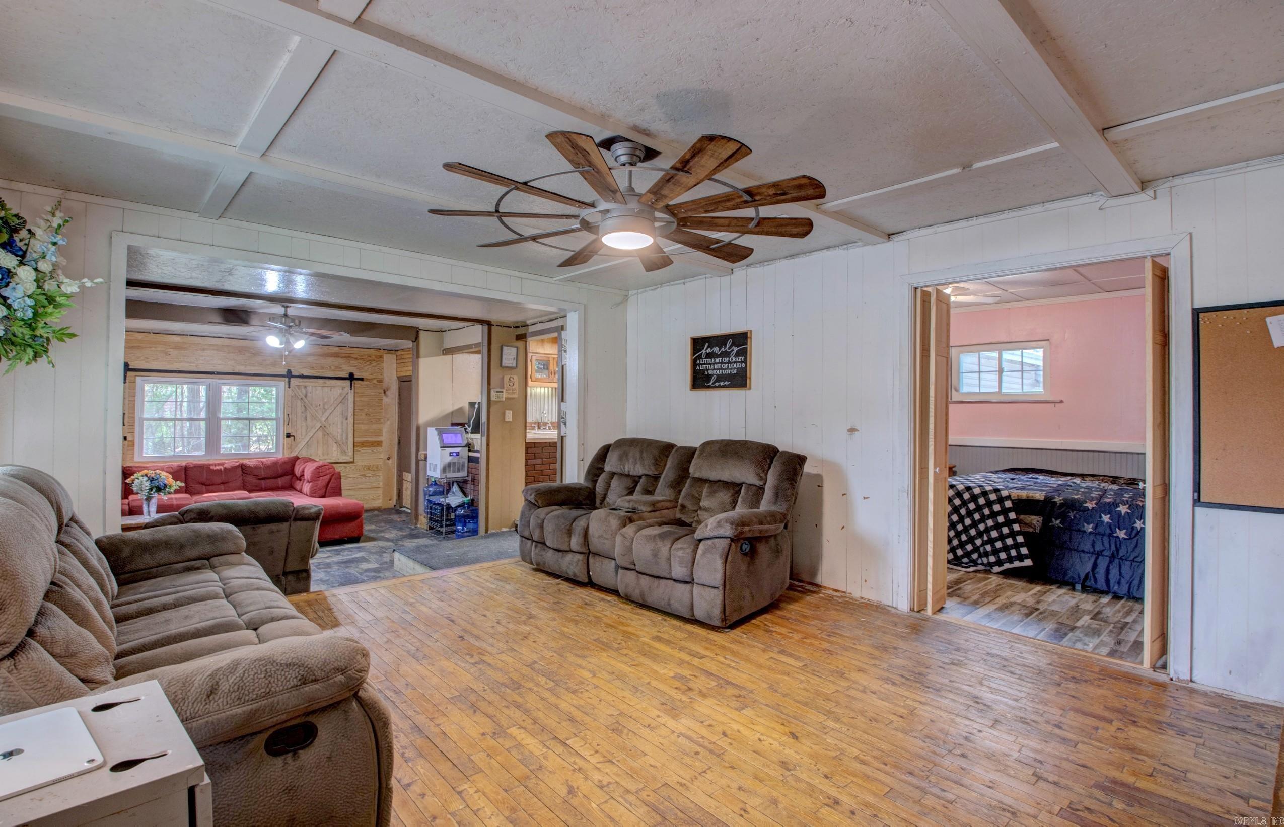 6900 Cherokee Ln  White Hall, AR