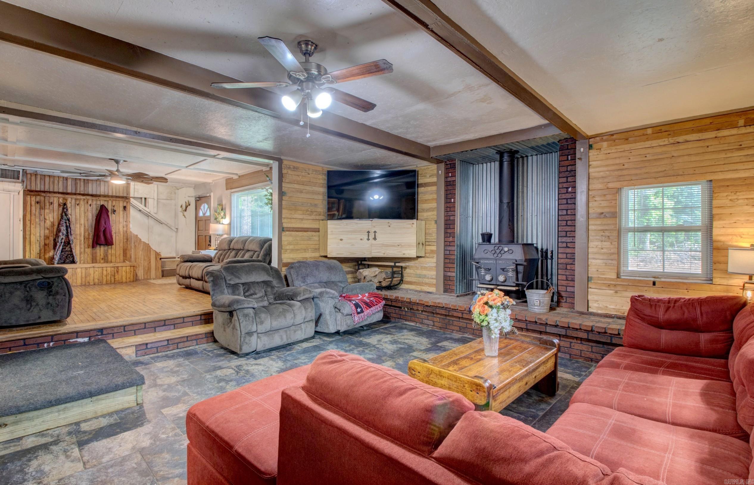 6900 Cherokee Ln  White Hall, AR