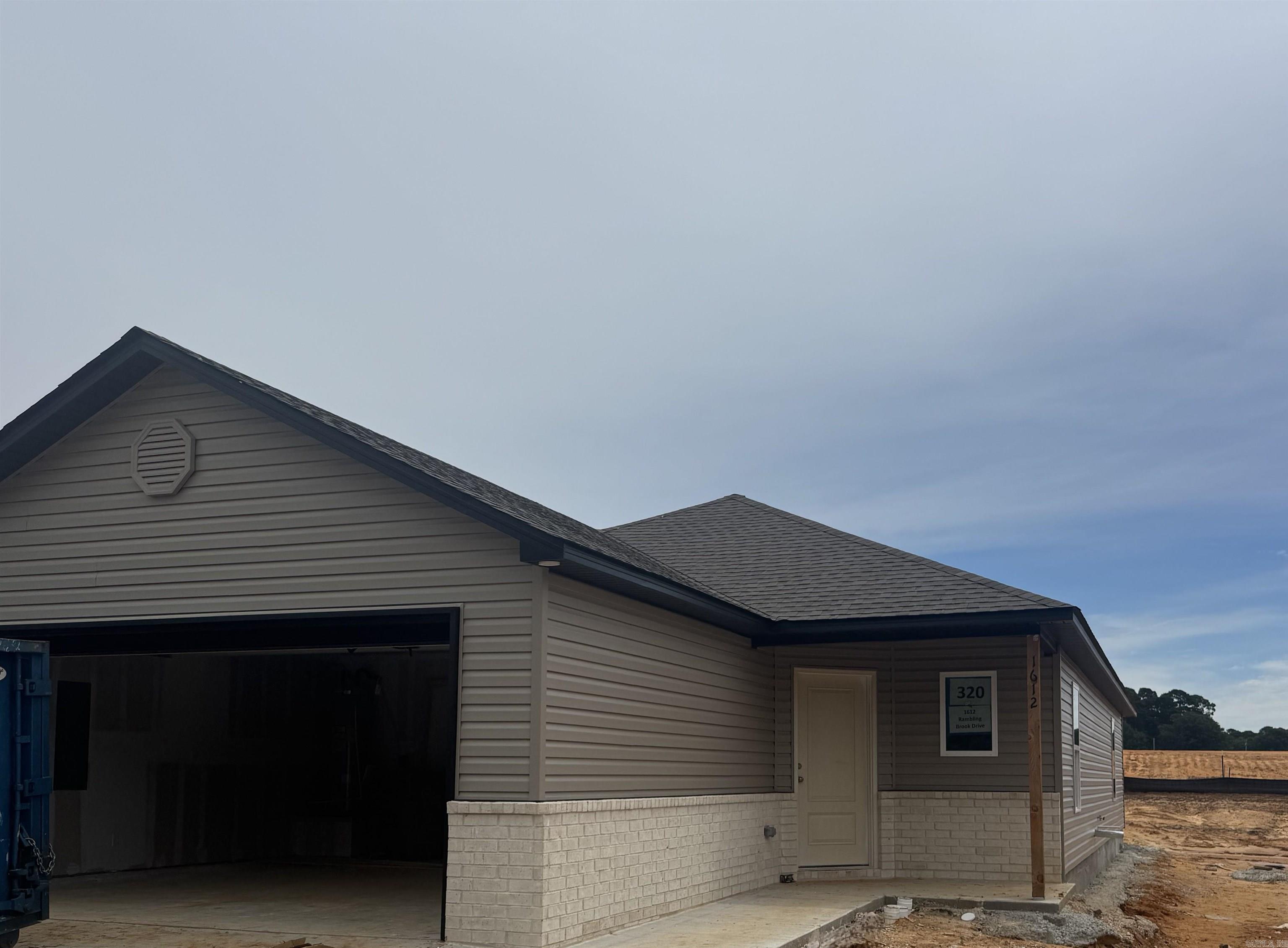 1612 Rambling Brook Drive Benton, AR 72015