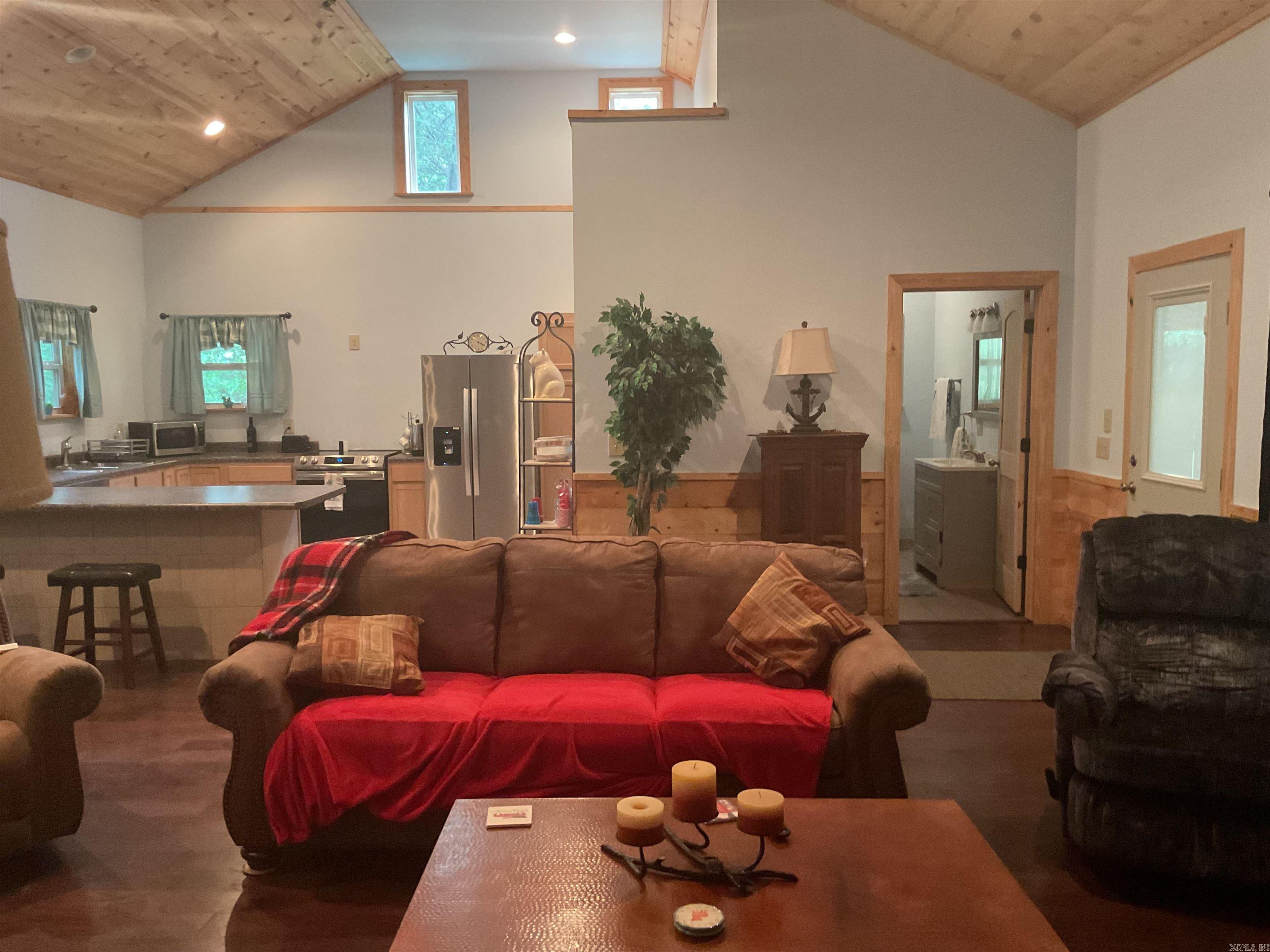 74 Circle Acres  Edgemont, AR