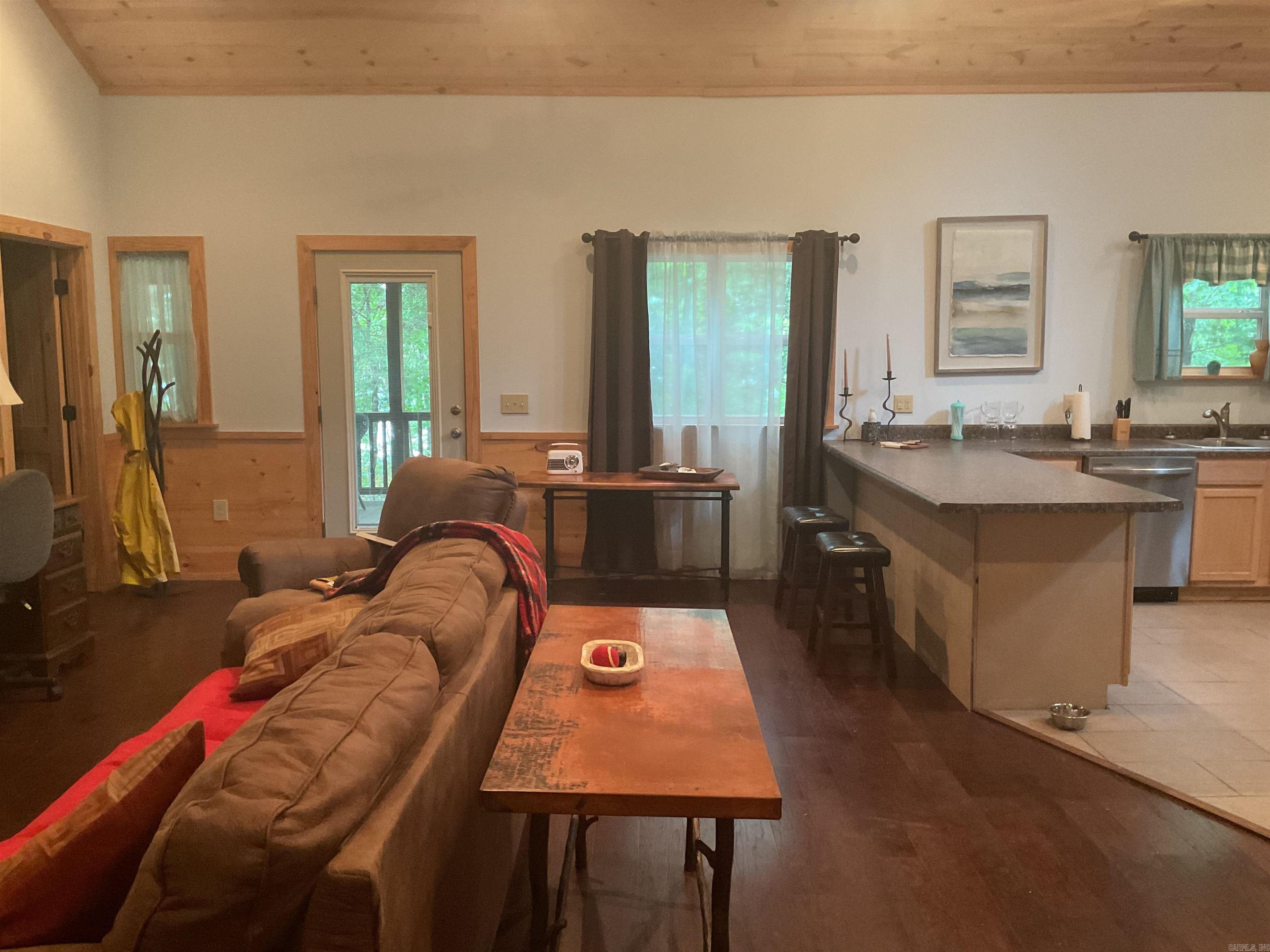 74 Circle Acres  Edgemont, AR