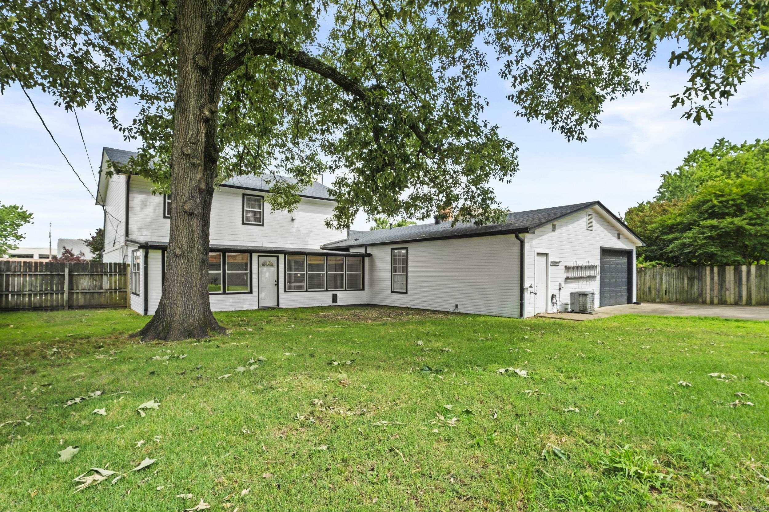 1505 Hawkwood  Sherwood, AR