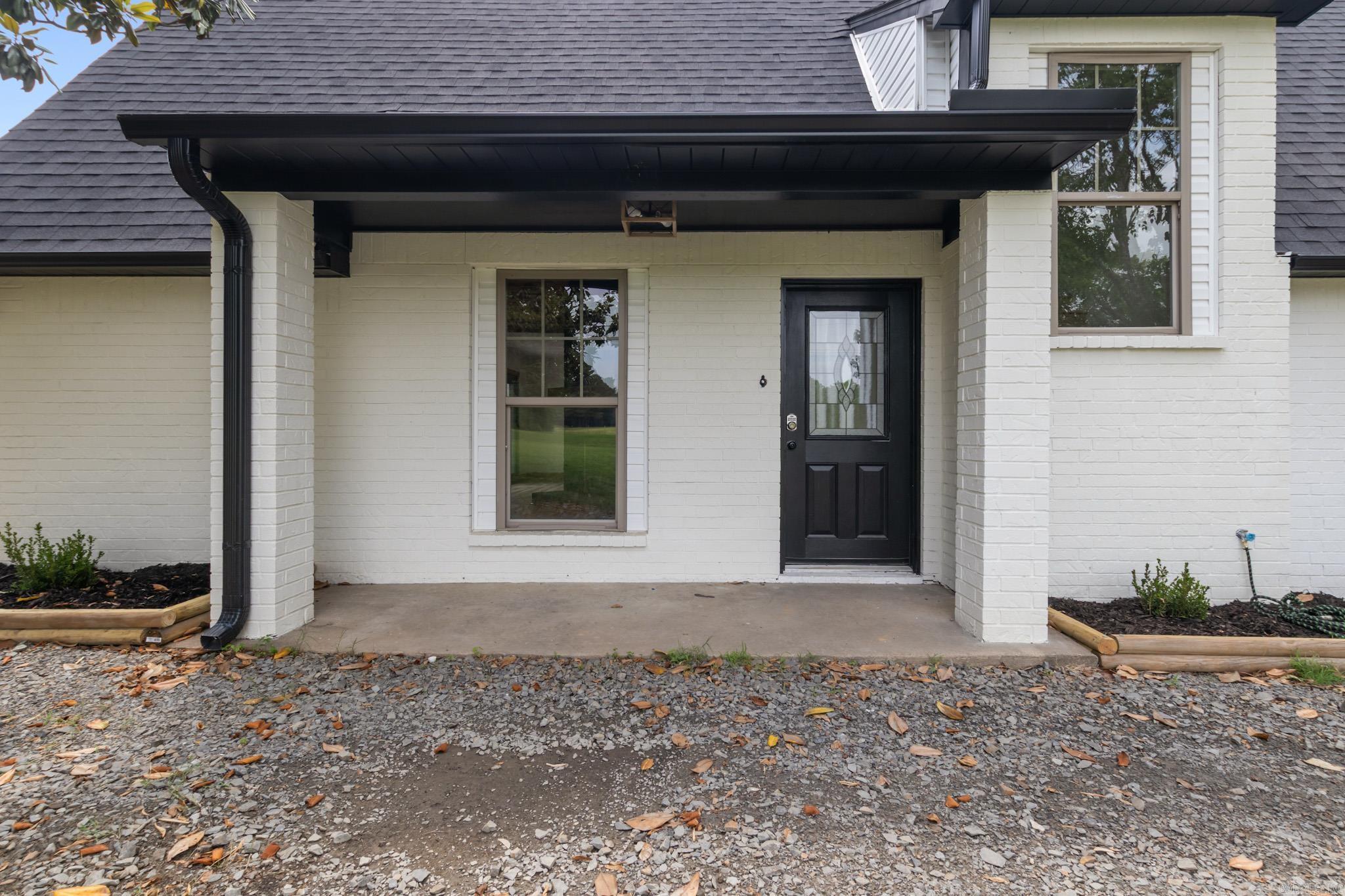 162 Oak Grove  Austin, AR